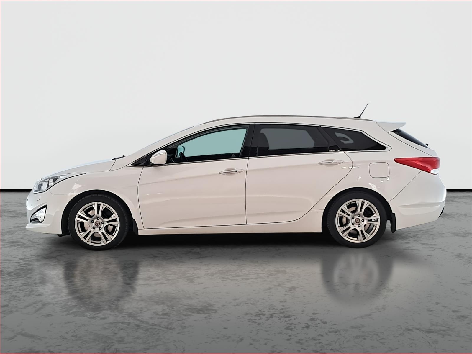 Hyundai i40, 1.7 CRDi, Automat, Xenony - fotka 3