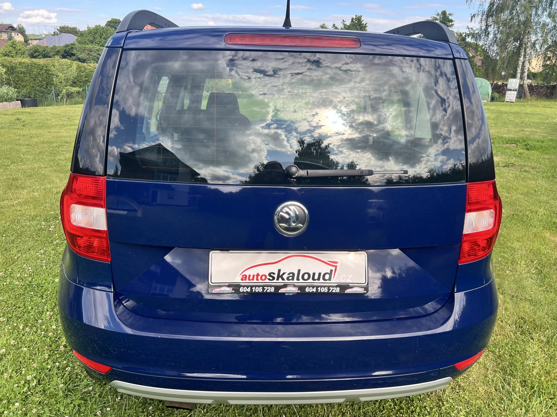 Škoda Yeti, 1.2TSI 77KW,KLIMA,ESP,ASR,CD - fotka 6
