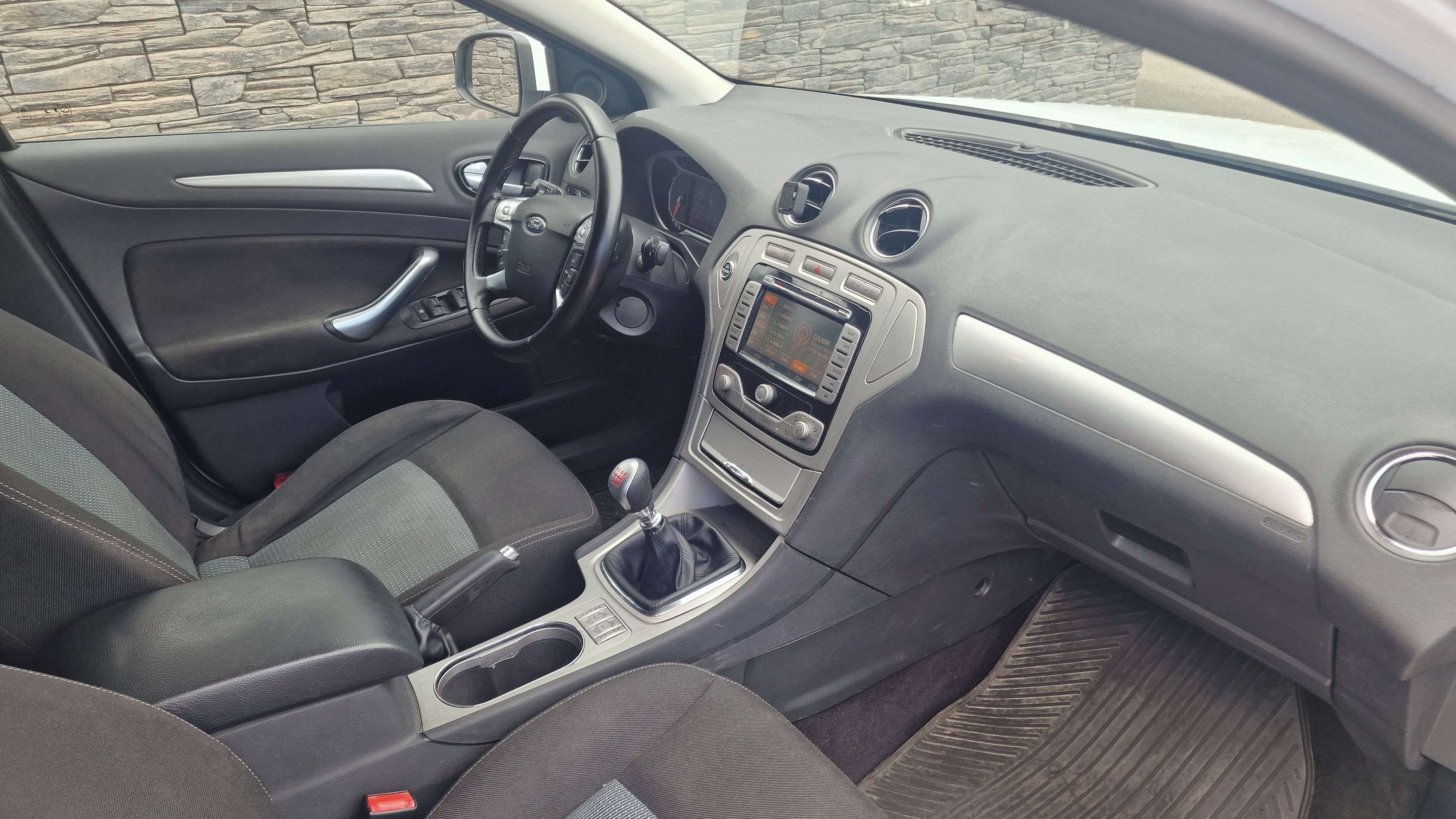 Ford Mondeo, 2.0tdci 103kw 2009 - fotka 5