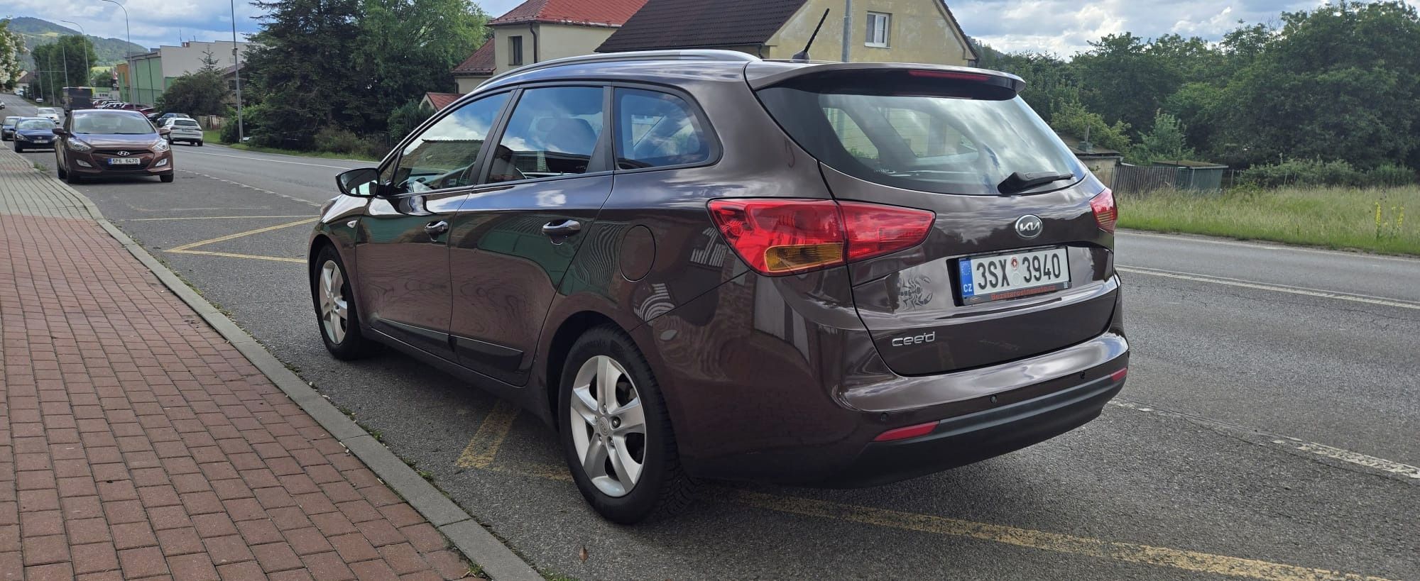 Kia Cee´d, 1.6 gdi,ČR, 2. maj.,po servisu - fotka 4