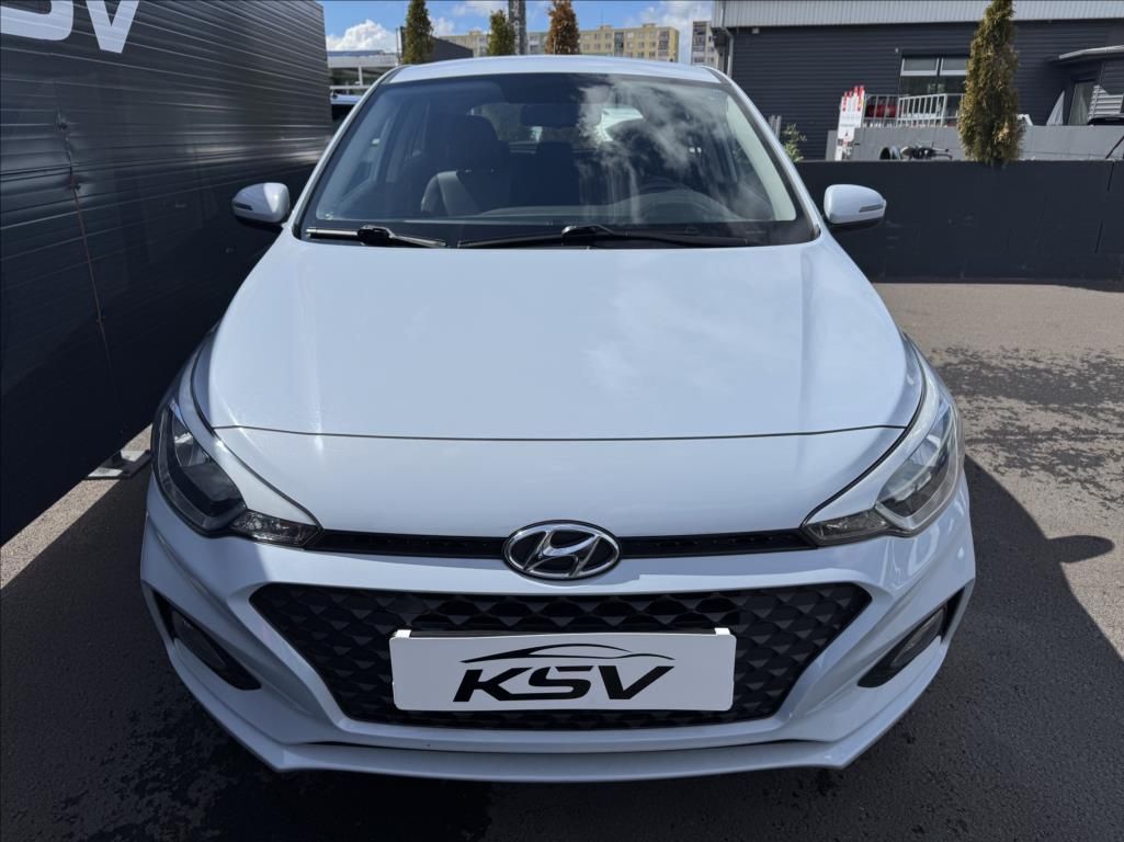 Hyundai i20, 1,3 - fotka 4