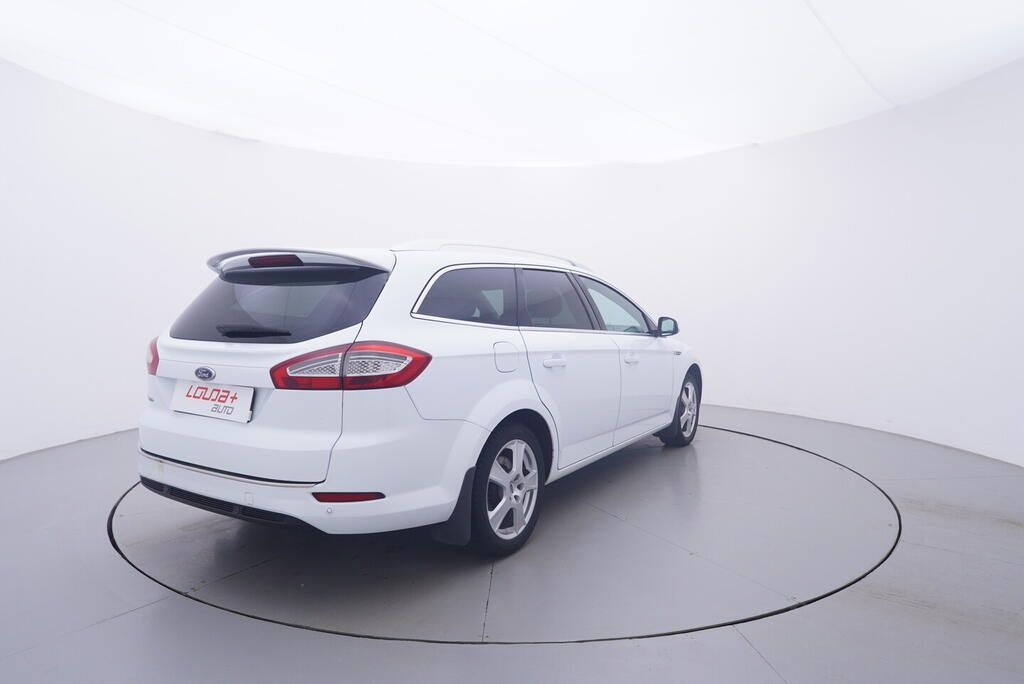 Ford Mondeo, 1.6 16V 118 kW - fotka 5