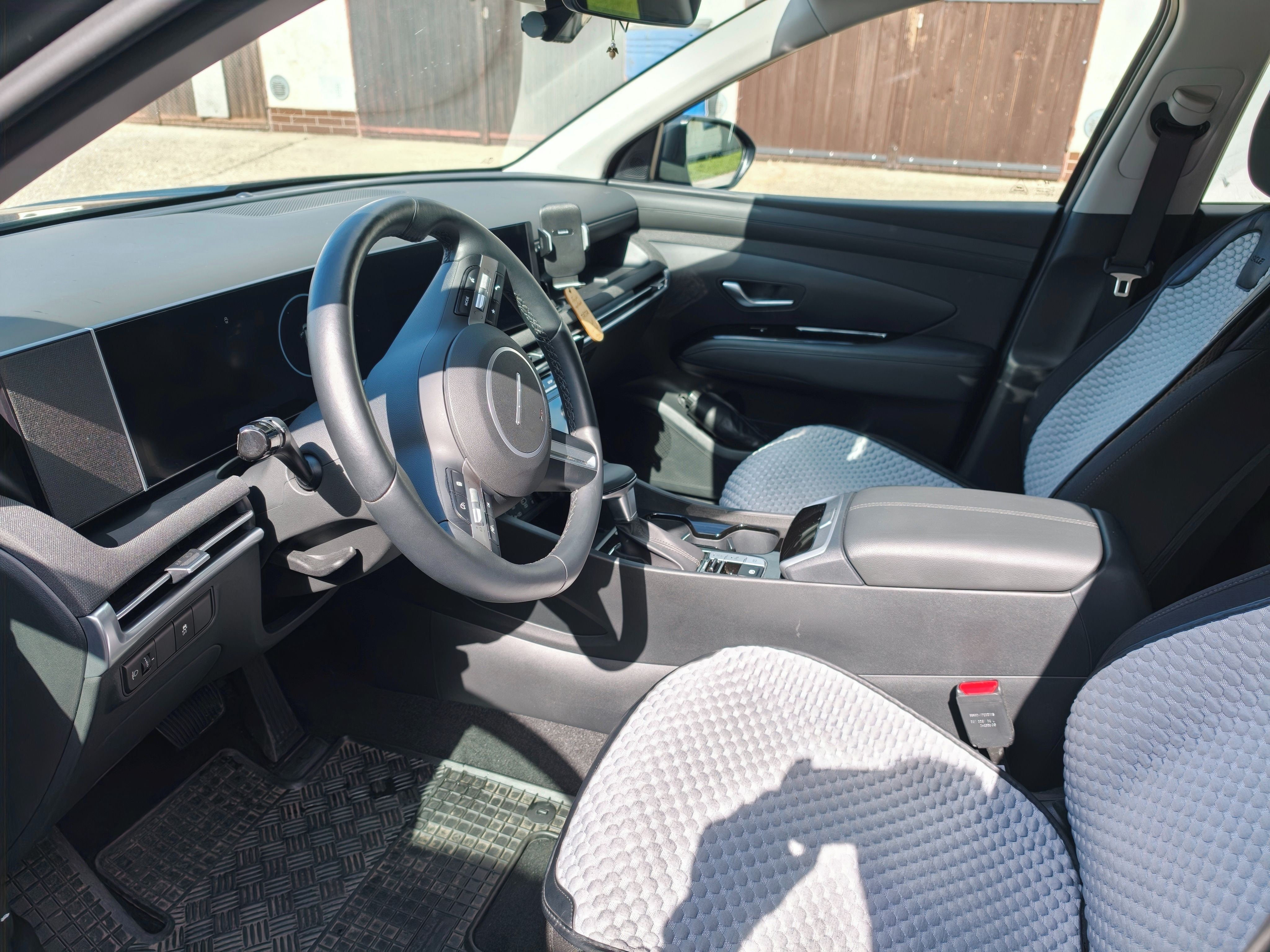 Hyundai Tucson, 1,6 TGDI Mild Hybrid DCT-STYLE - fotka 6