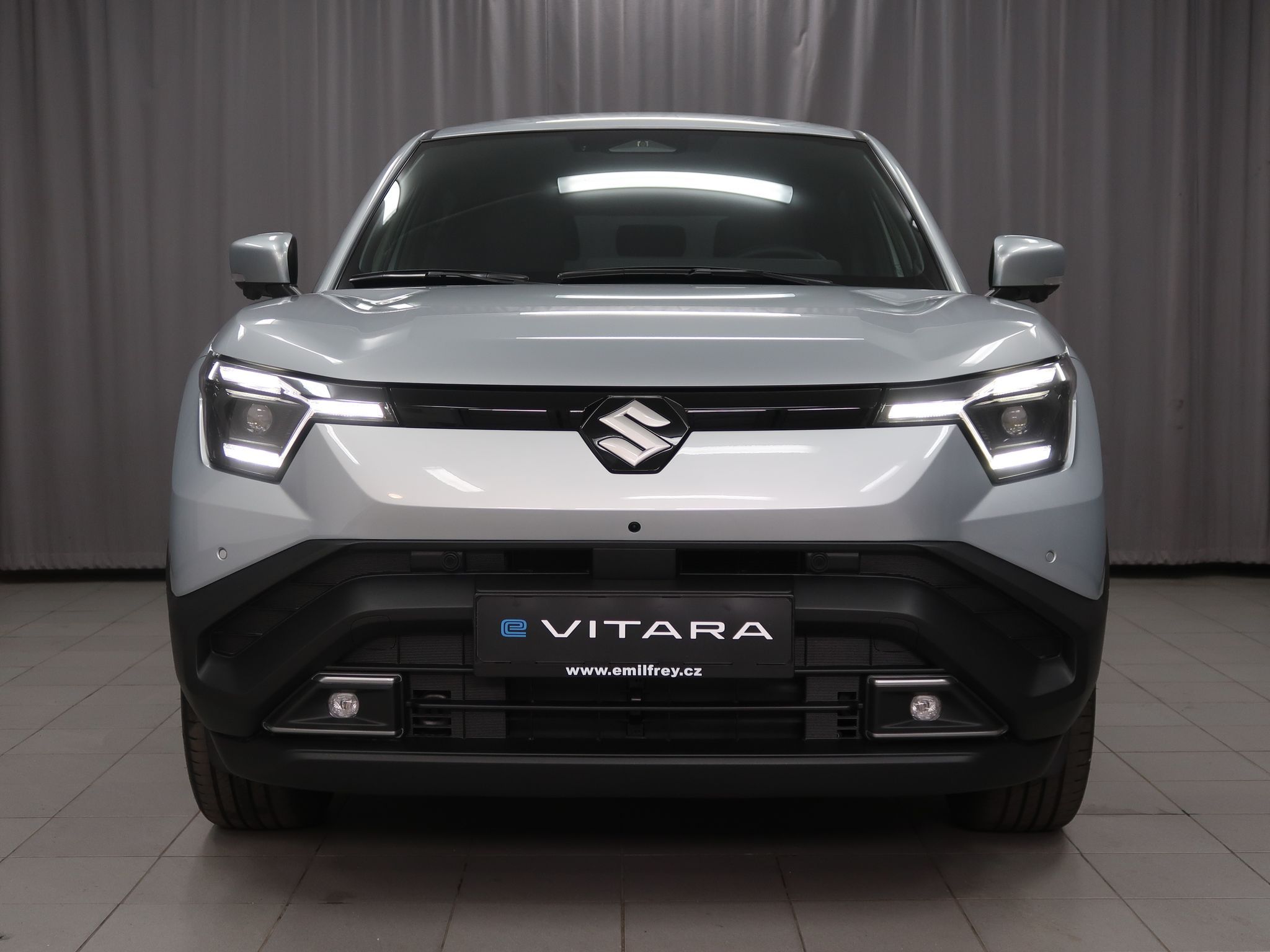 Suzuki Vitara, Elegance 4x4 - vůz na cestě - fotka 2