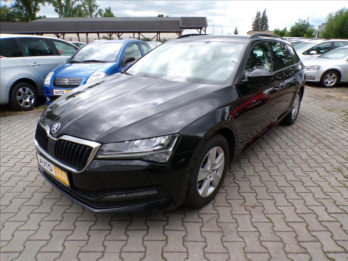 Škoda Superb, 2,0 TDI  NAVIGACE - fotka 2