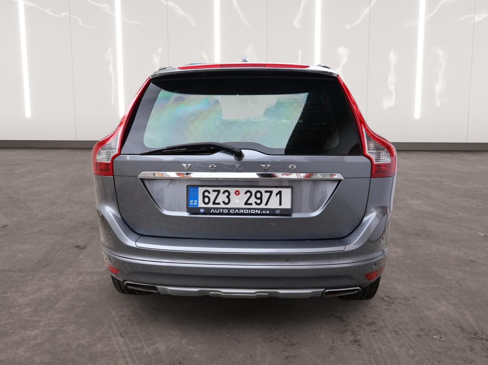 Volvo XC60, 4WD - fotka 3