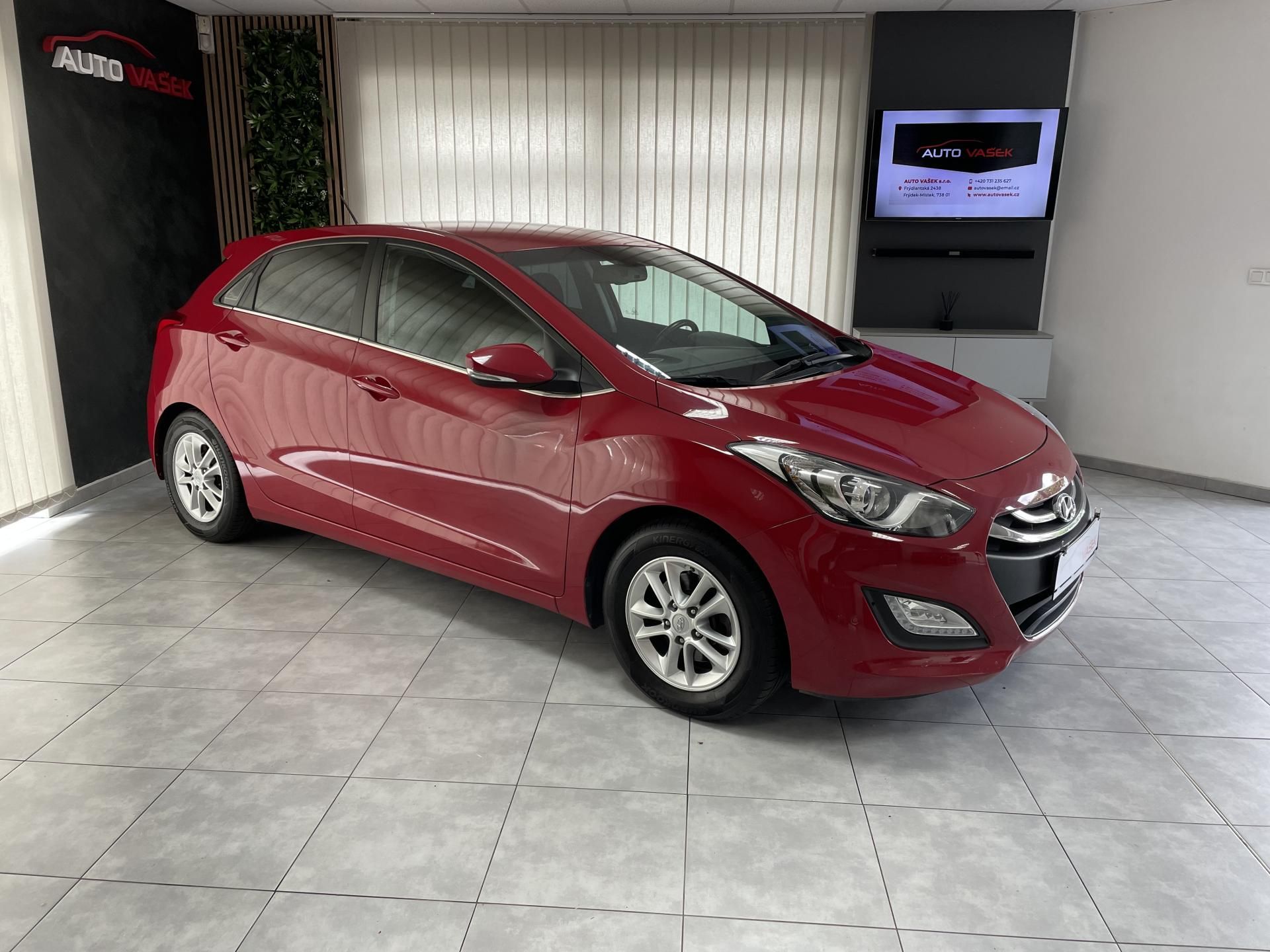 Hyundai i30, 1.6 i 16V ČR SERVISKA DIGIAC - fotka 2