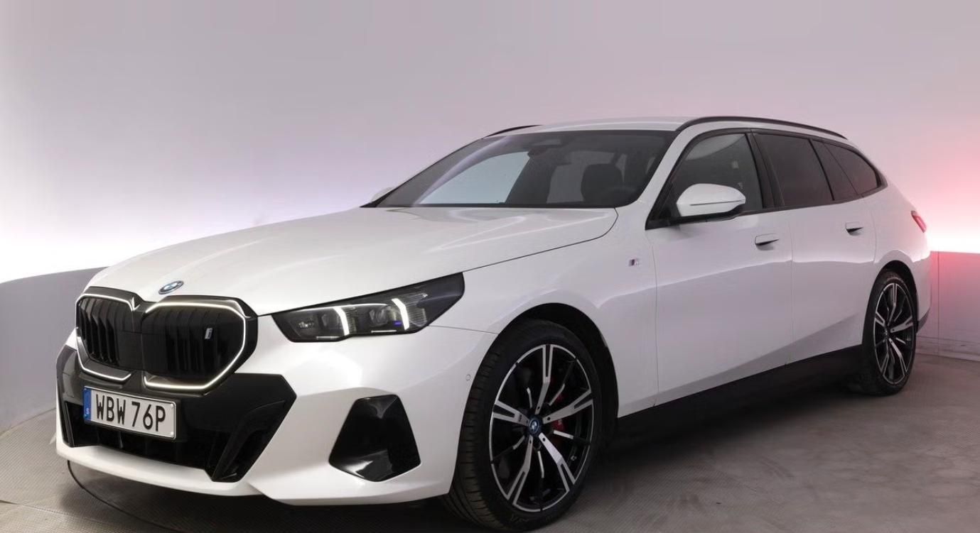 BMW i5, xDrive40 Touring M SoH 97% Taž