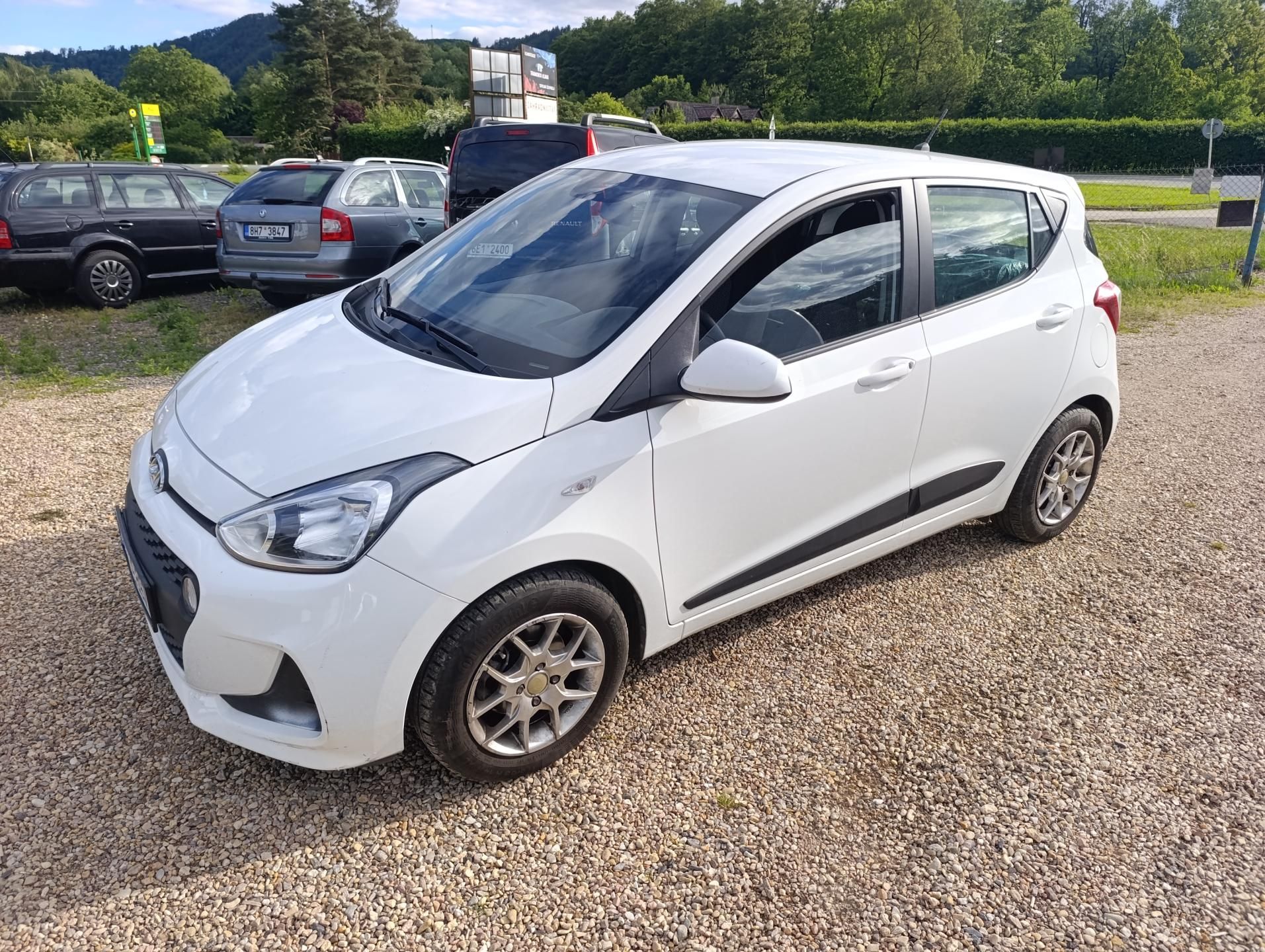 Hyundai i20, 1.0 Family club - fotka 2