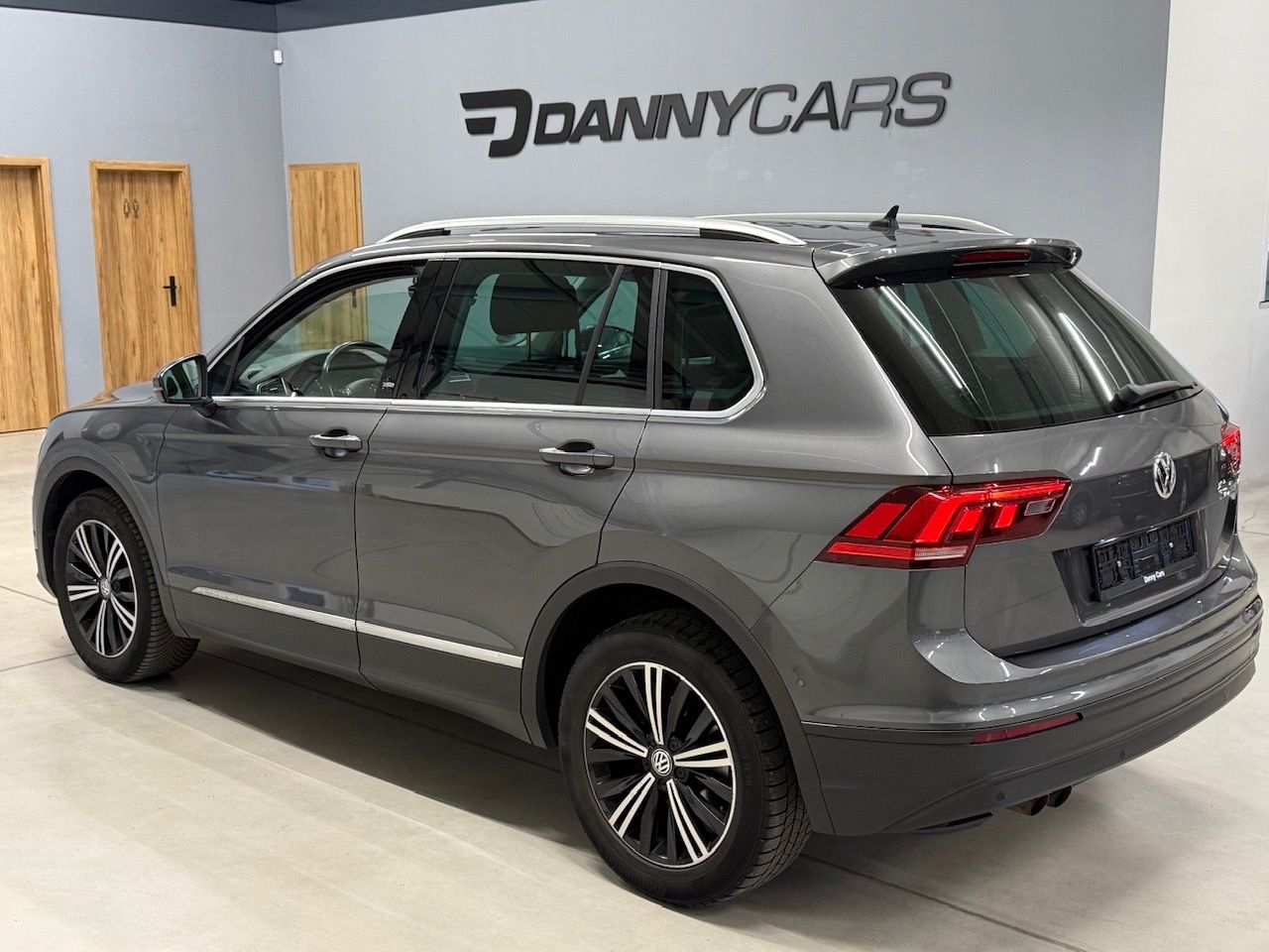 Volkswagen Tiguan, 1.4TSI DSG 4x4, paket SOUND - fotka 2