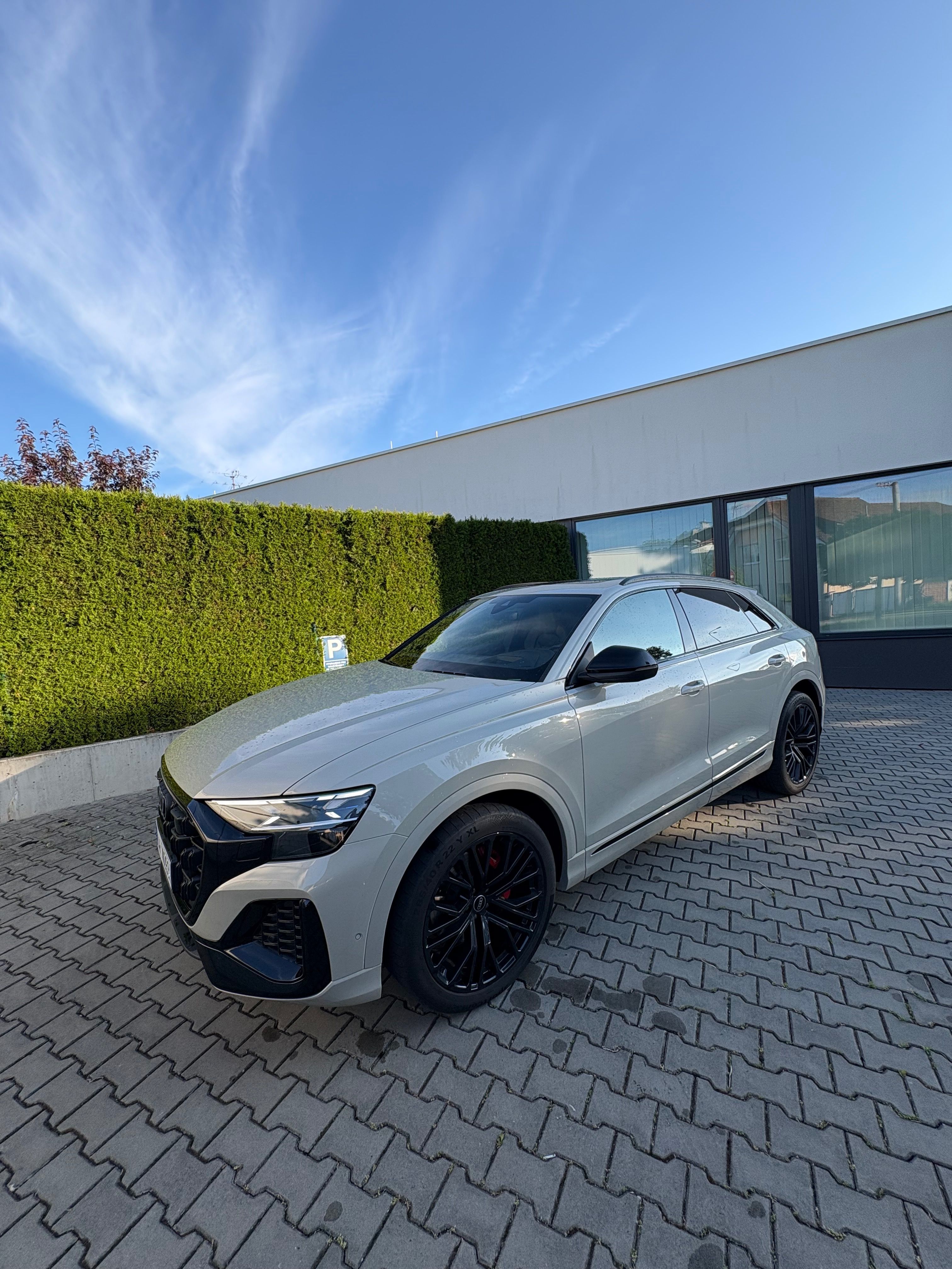 Audi Q8, Audi Q8 - fotka 3