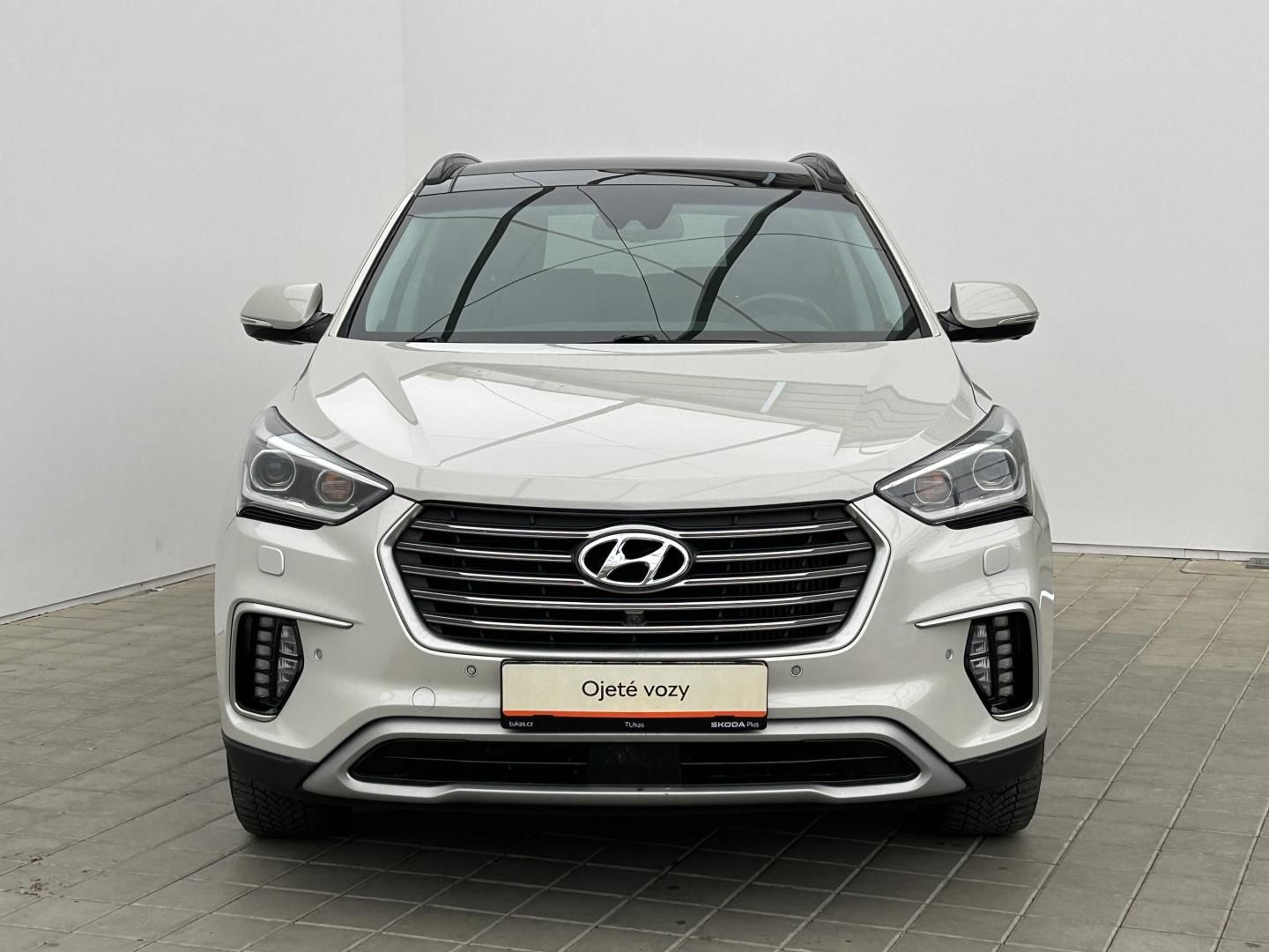 Hyundai Grand Santa Fe, 2.2CRDI 147kW 4x4 - fotka 4