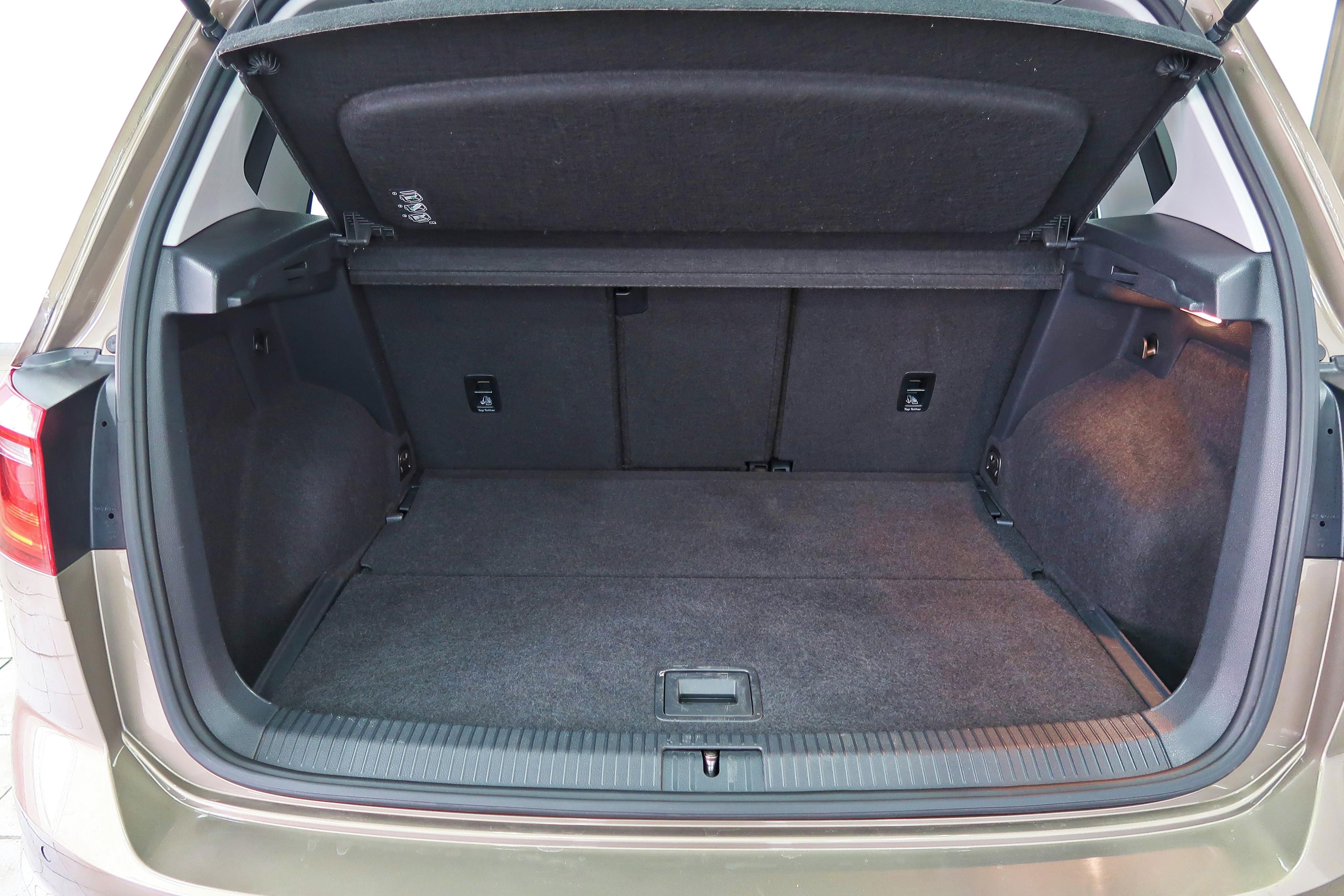 Volkswagen Golf Sportsvan, 1.2TSI 81kW,VÝHŘEV,SENZORY,ZÁR - fotka 5