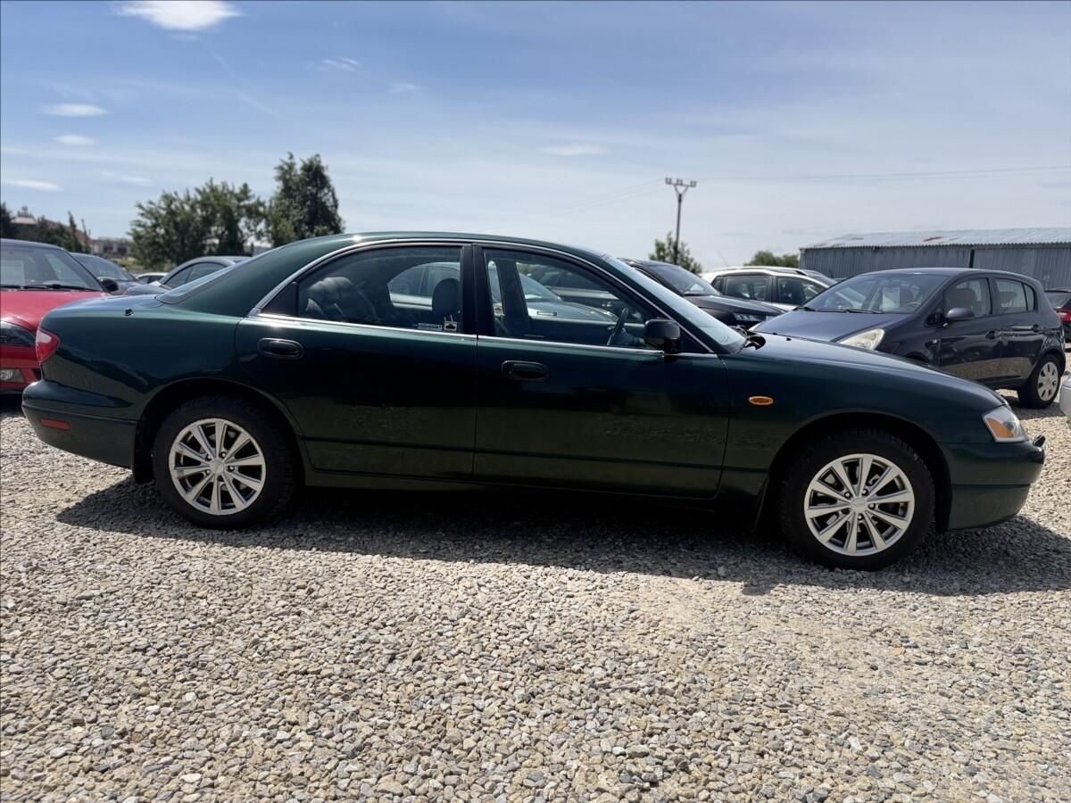 Mazda Xedos, 2,5 V6 120kW automat - fotka 4