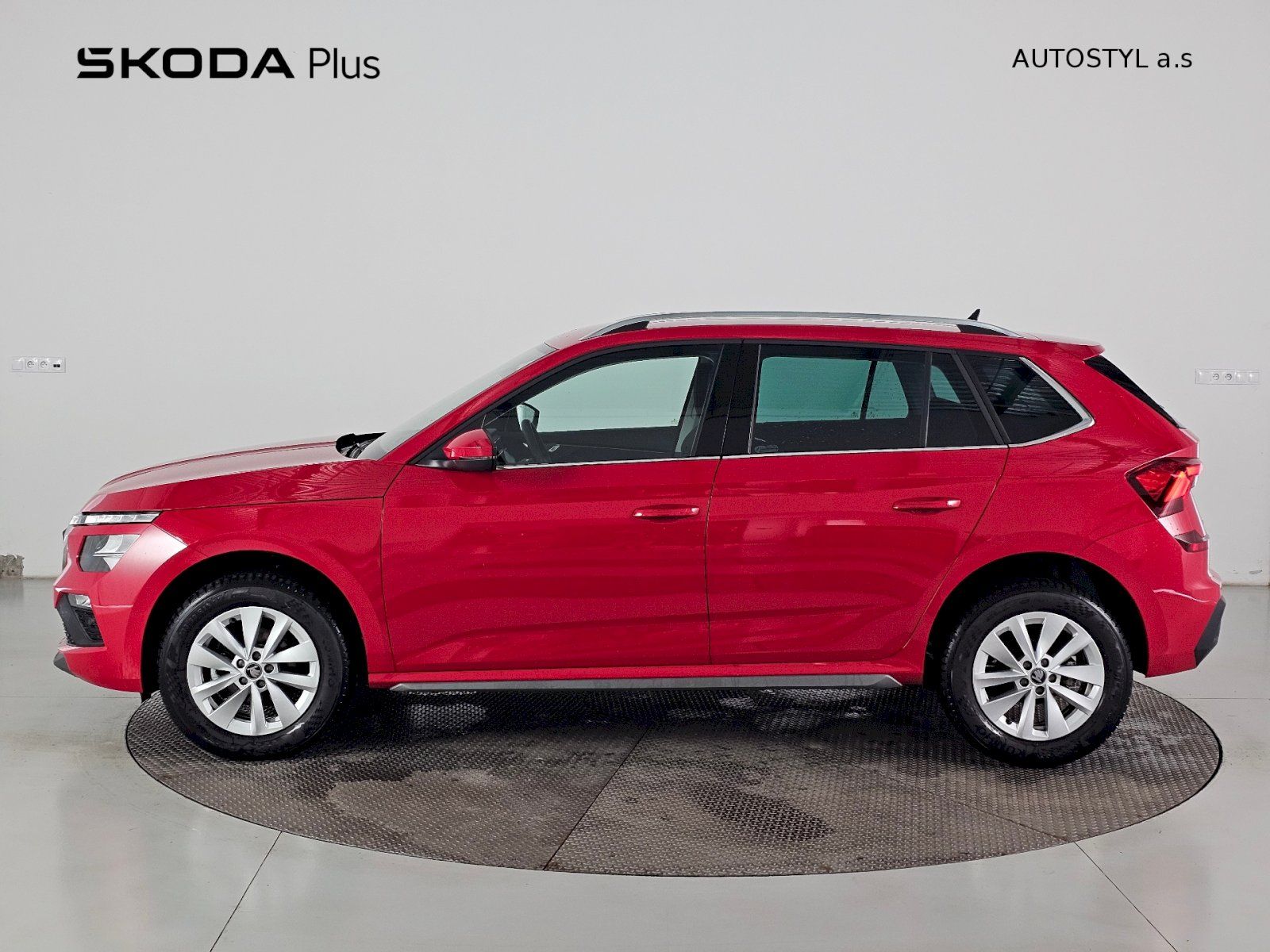 Škoda Kamiq, 1.5TSi 110kW DSG TOP SELECTION - fotka 3