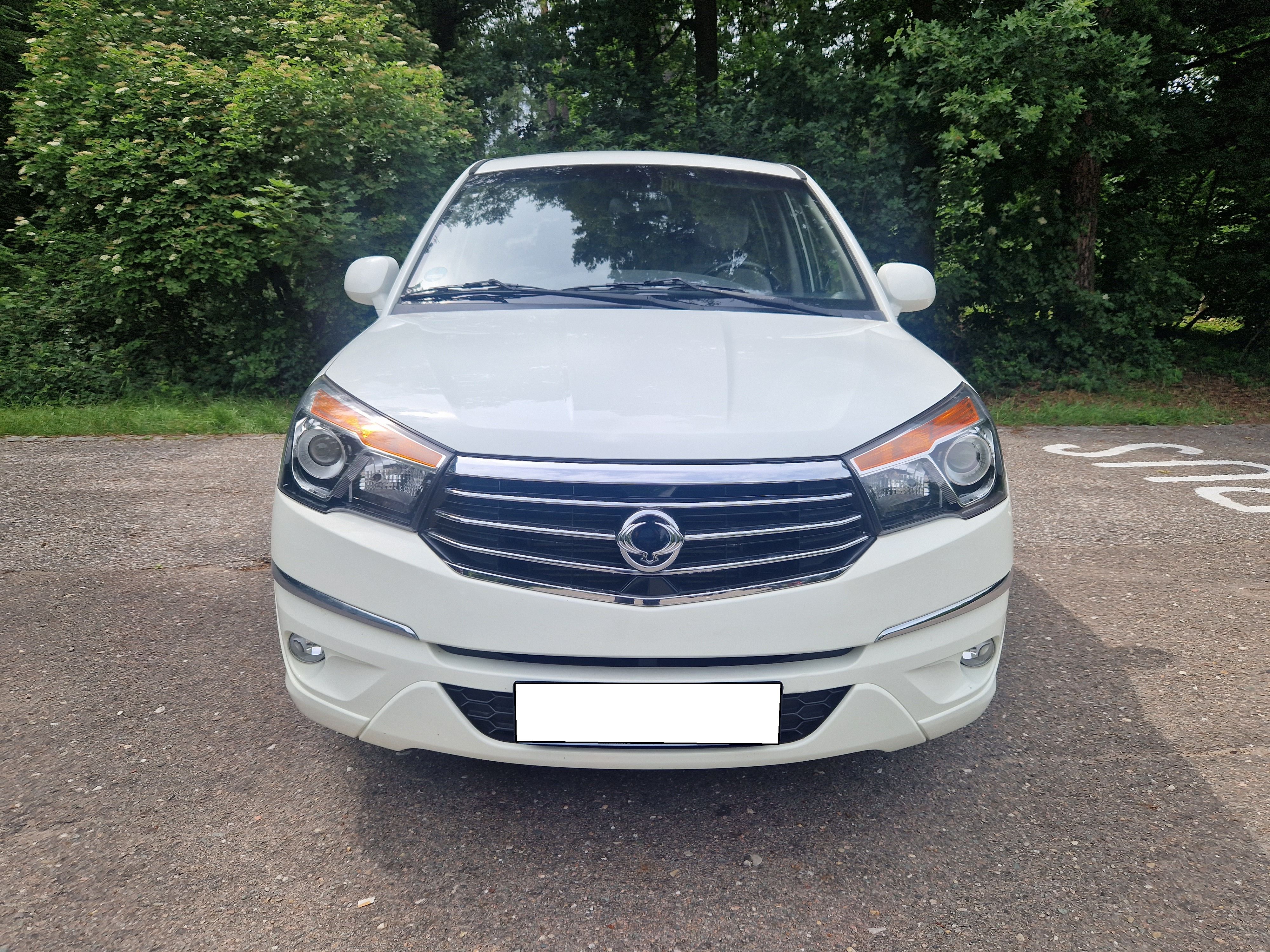SsangYong Rodius, 2.2 XDi 131 kW - 7 MÍST - fotka 3