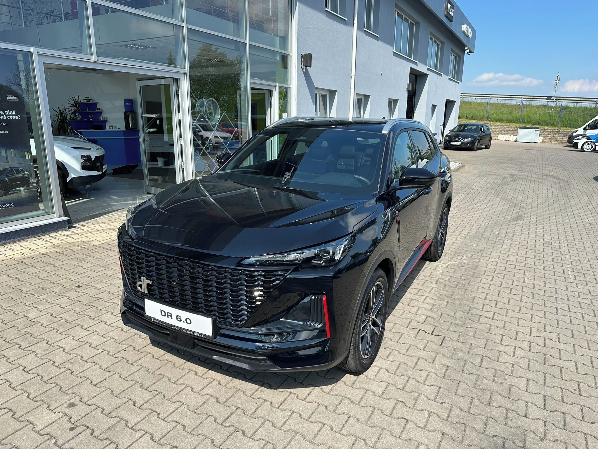 DR DR 6.0, 1,5 T-GDI 133kW  NOVÝ VŮZ - fotka 2