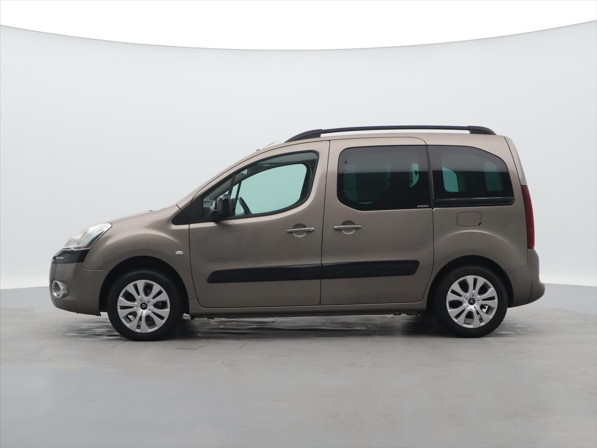 Citroën Berlingo, Multispace 1,6 VTi 88kW CZ Aut - fotka 4