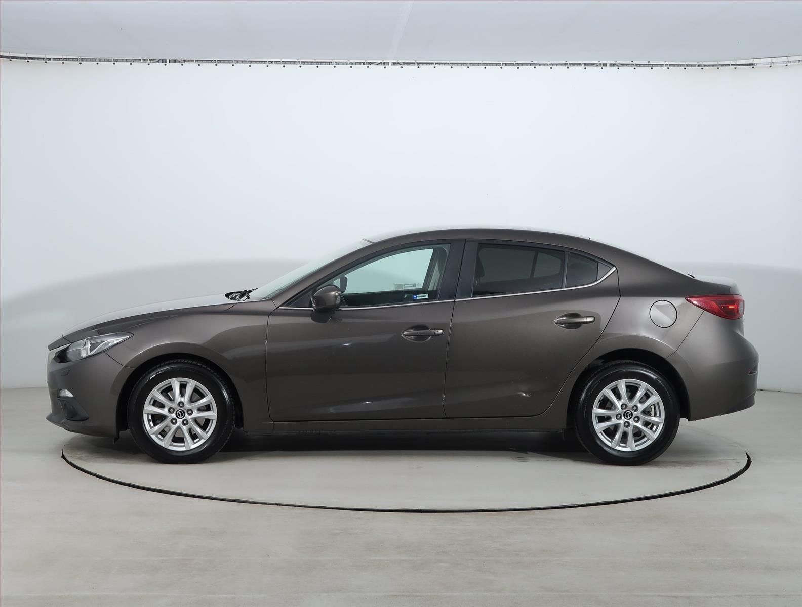 Mazda 3, 2.0 Skyactiv-G, Automat - fotka 3