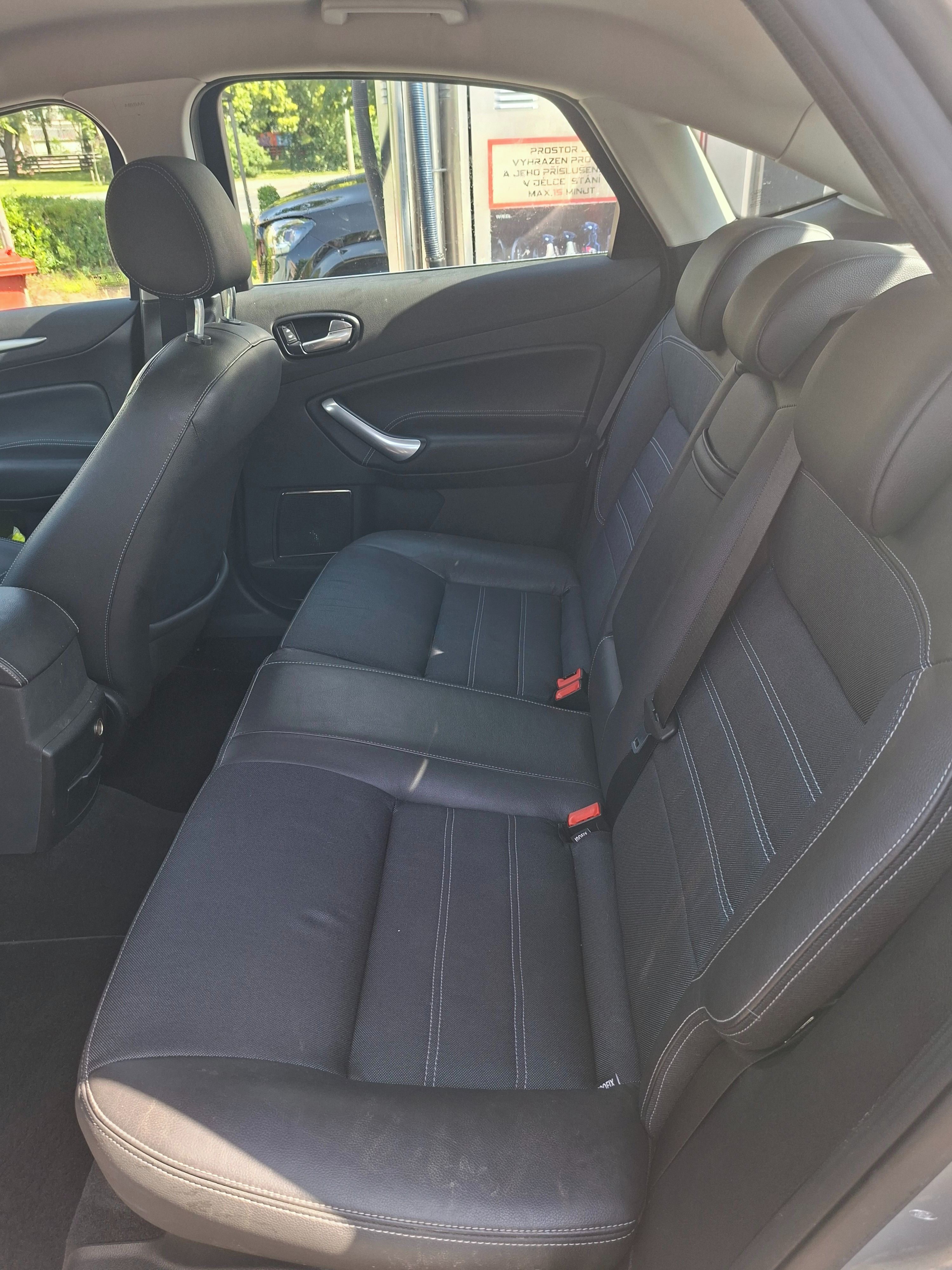 Ford Mondeo, Prodám Ford Mondeo MK4 2007 - fotka 6