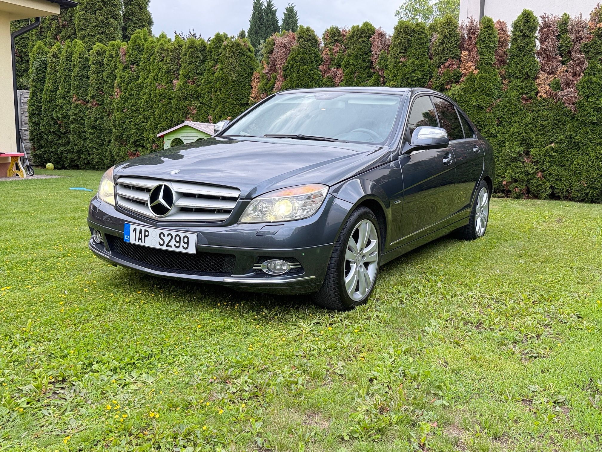 Mercedes-Benz Třídy C, 320 CDI AVANTGARDE