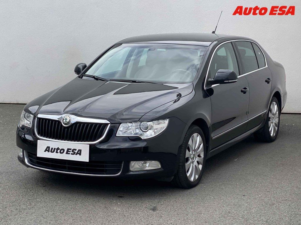 Škoda Superb, 2.0 TDi - fotka 3