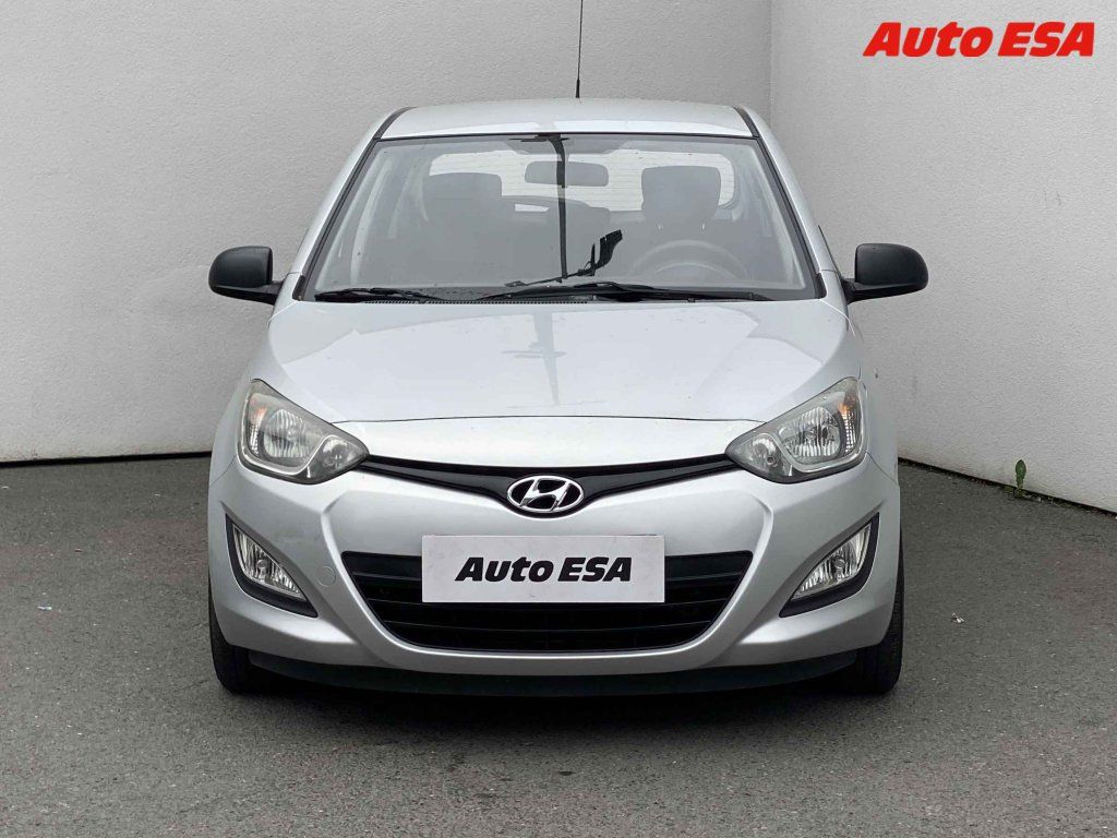 Hyundai i20, 1.2i,ČR - fotka 2