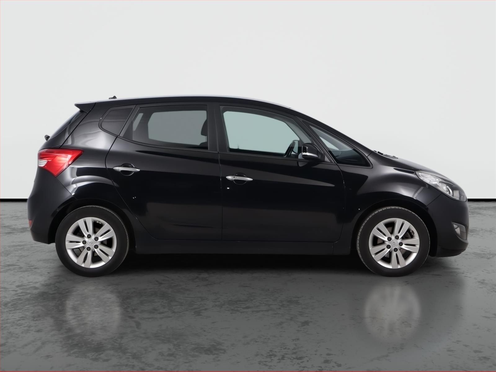 Hyundai ix20, 1.6 CVVT, Automat, Serv.kniha - fotka 6