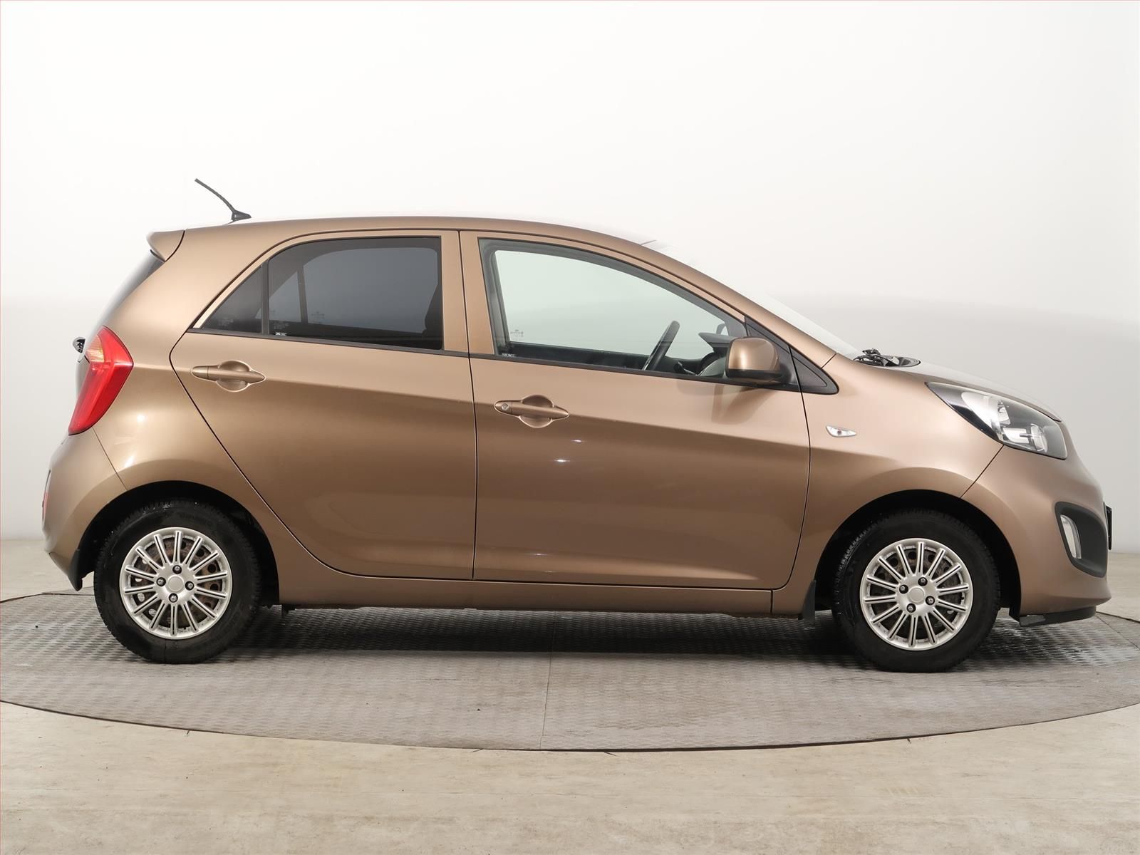 Kia Picanto, 1.0, Serv.kniha, Klima - fotka 6