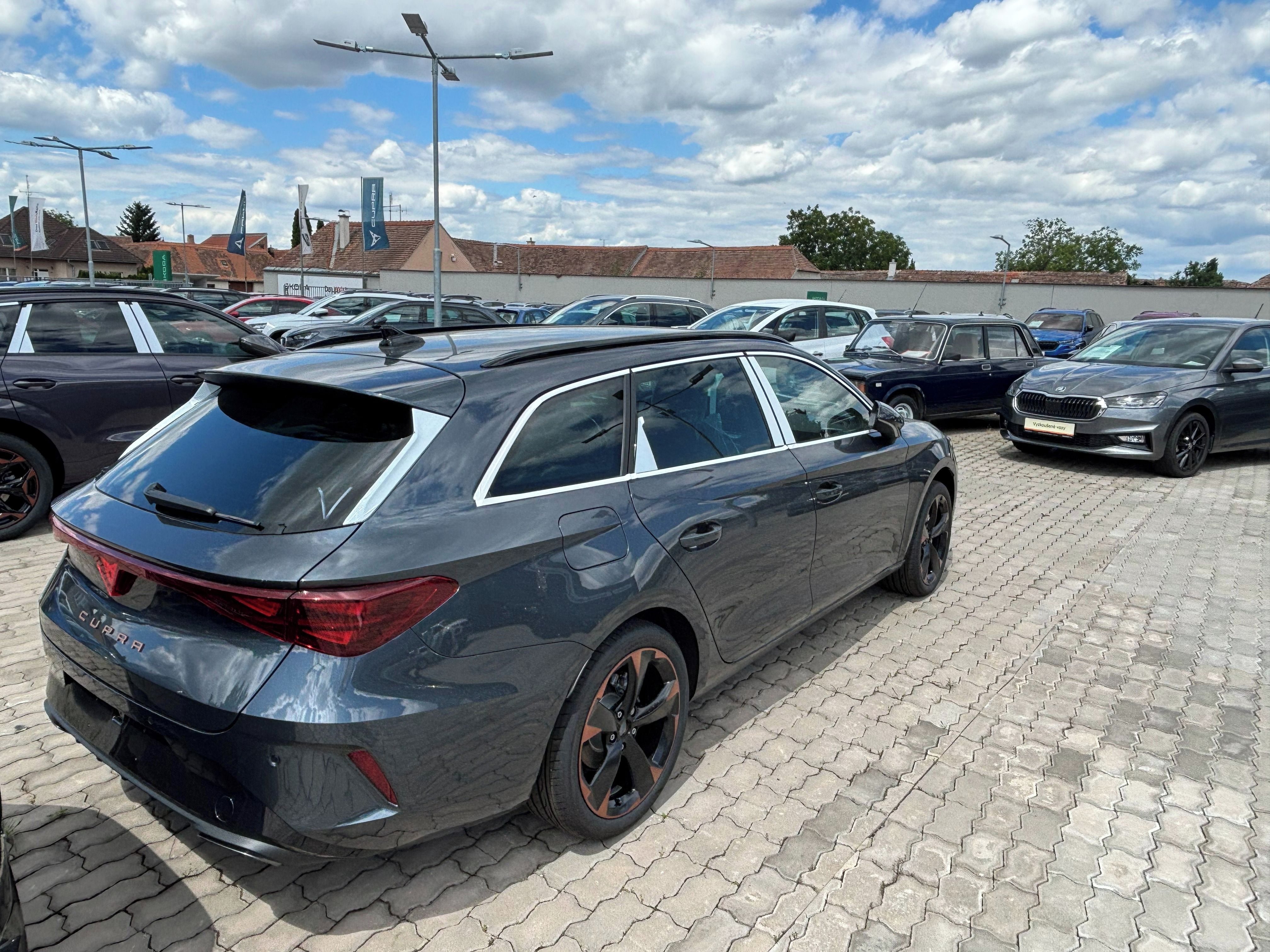 Cupra Leon, SP 1.5 TSI 150k - fotka 2