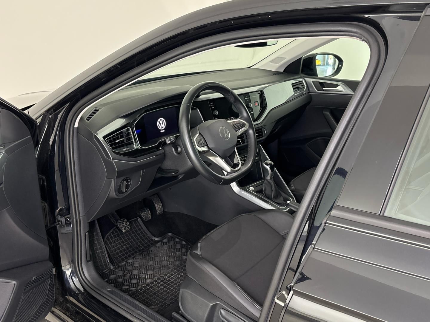 Volkswagen Taigo, 1.0 TSI / 81 kW Style - fotka 6