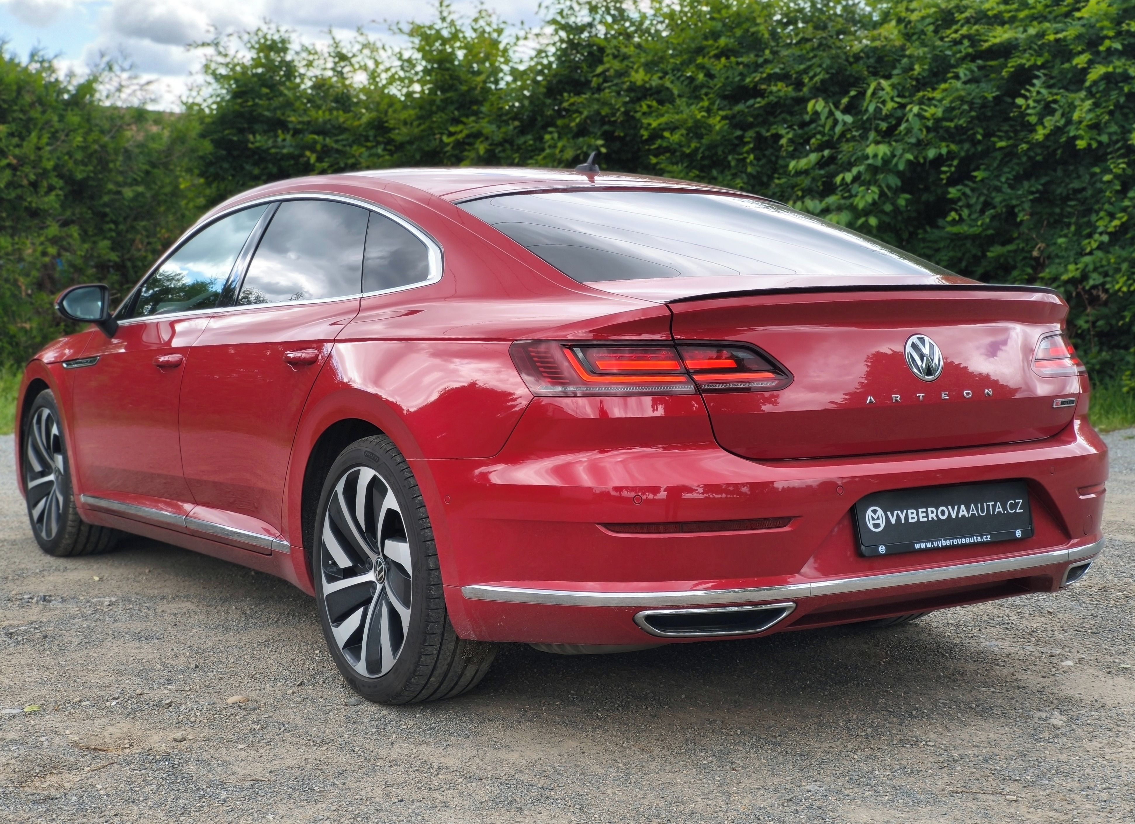 Volkswagen Arteon, 2.0TSI 200kW/ACC/HUD/DCC/36O° - fotka 3