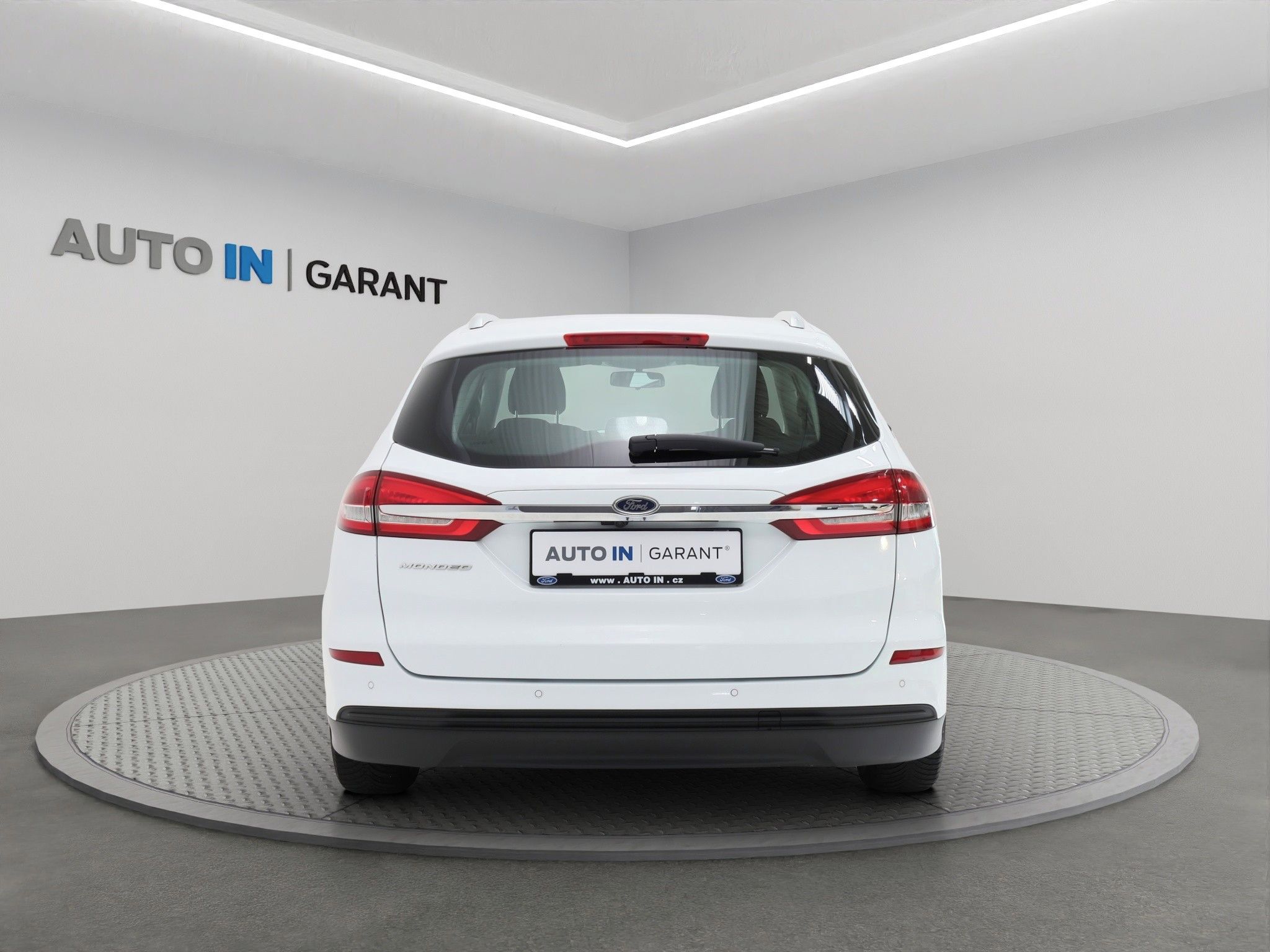 Ford Mondeo, 110kW,AT8,navi,winter paket,zá - fotka 5