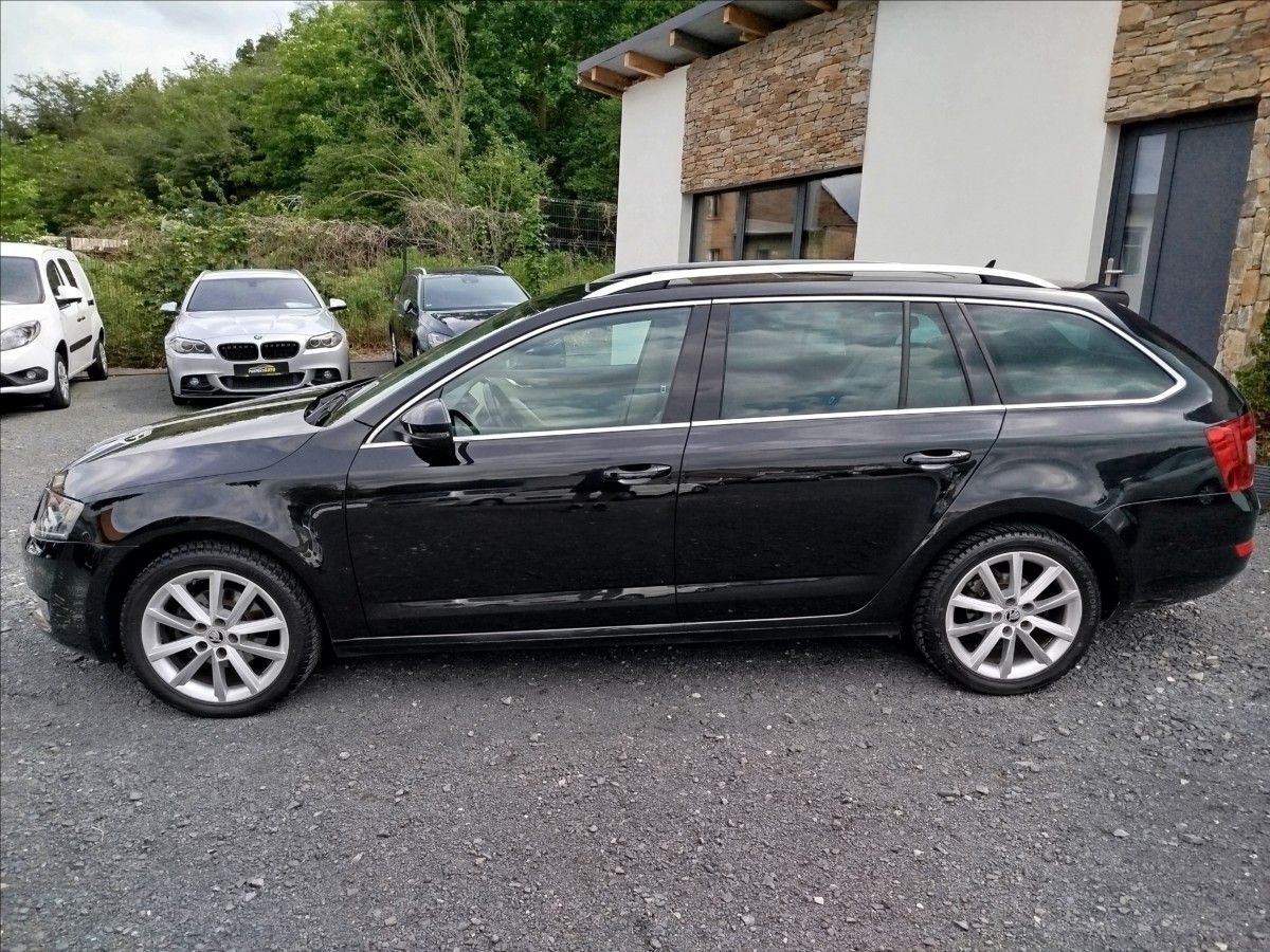 Škoda Octavia, 1,4 TSi 110kW STYLE, PANORAMA - fotka 3