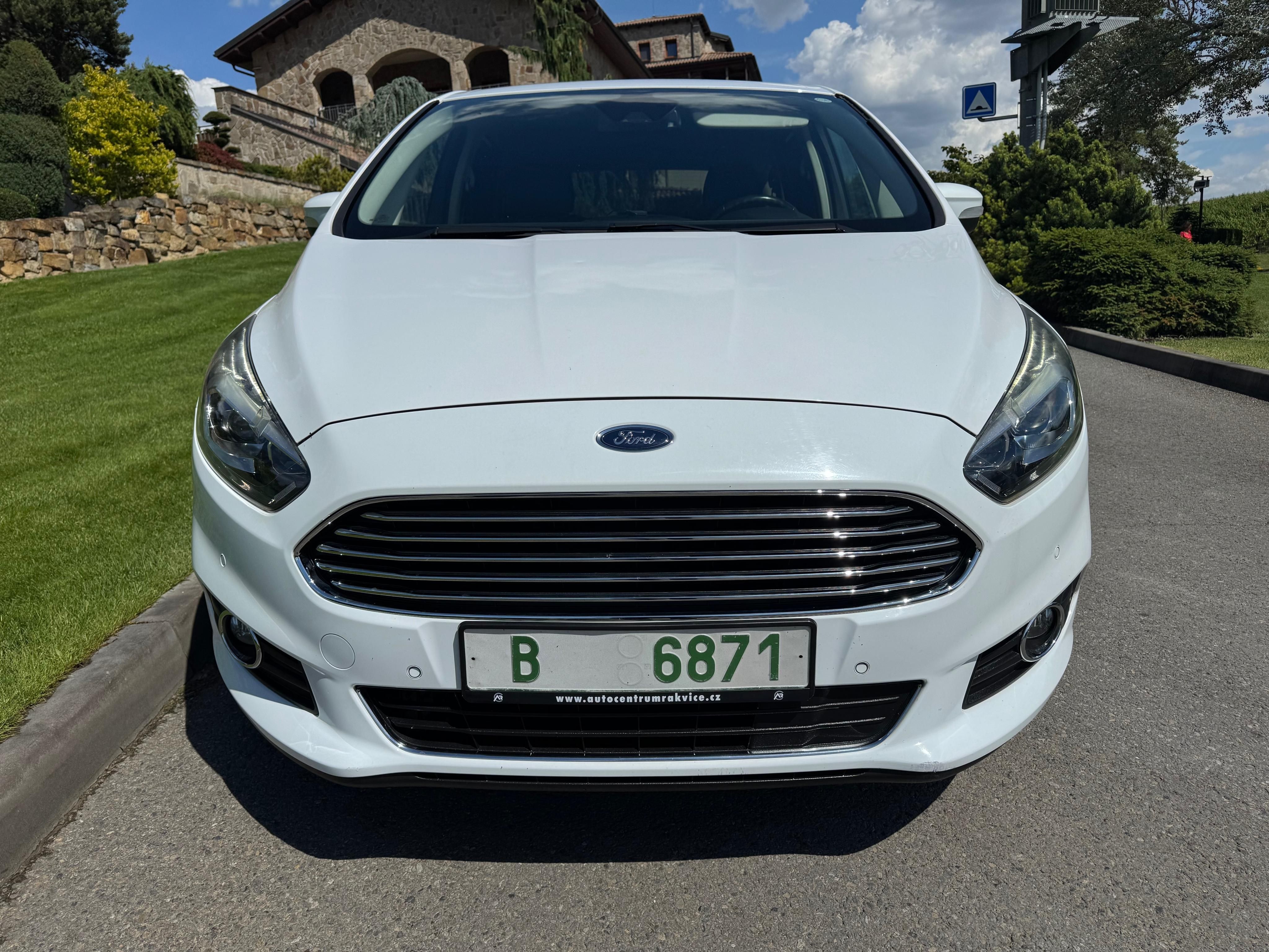 Ford S-MAX, 2.0 TDCi AUT NAV 7-M 110KW - fotka 3