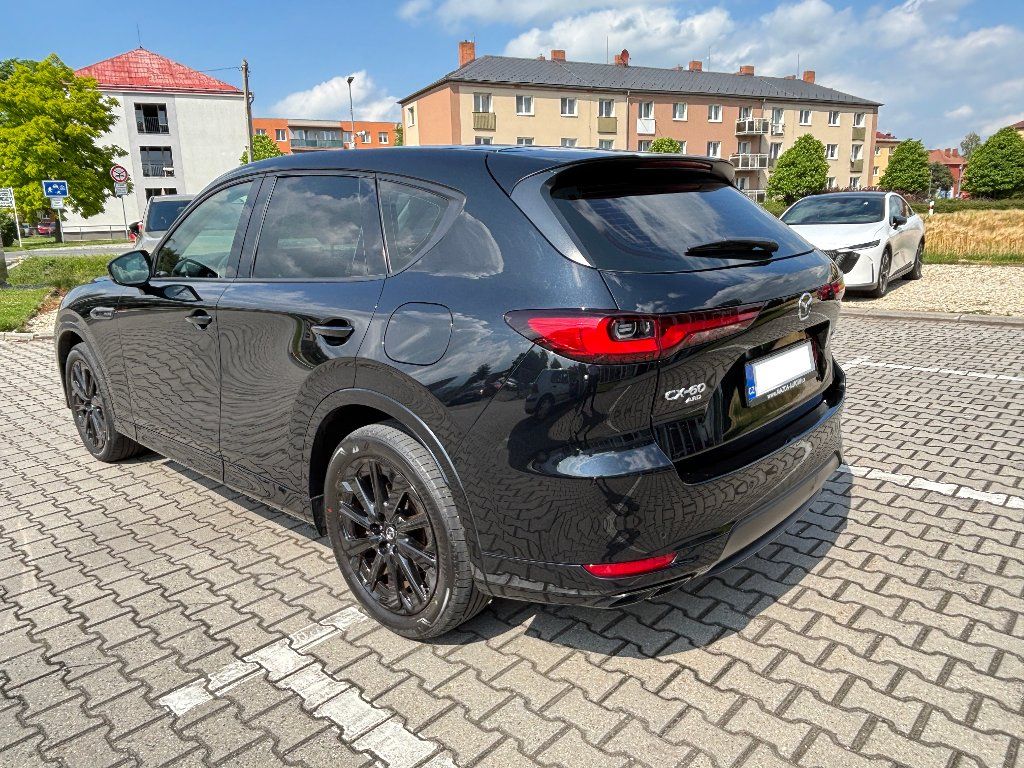 Mazda CX-60, 3,3sky D254 8AT AWD HOMURA + t - fotka 5
