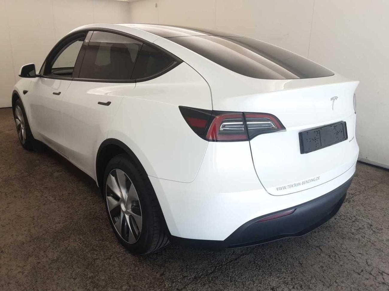 Tesla Model Y, LONG RANGE DUAL MOTOR TZ 93,6% - fotka 2