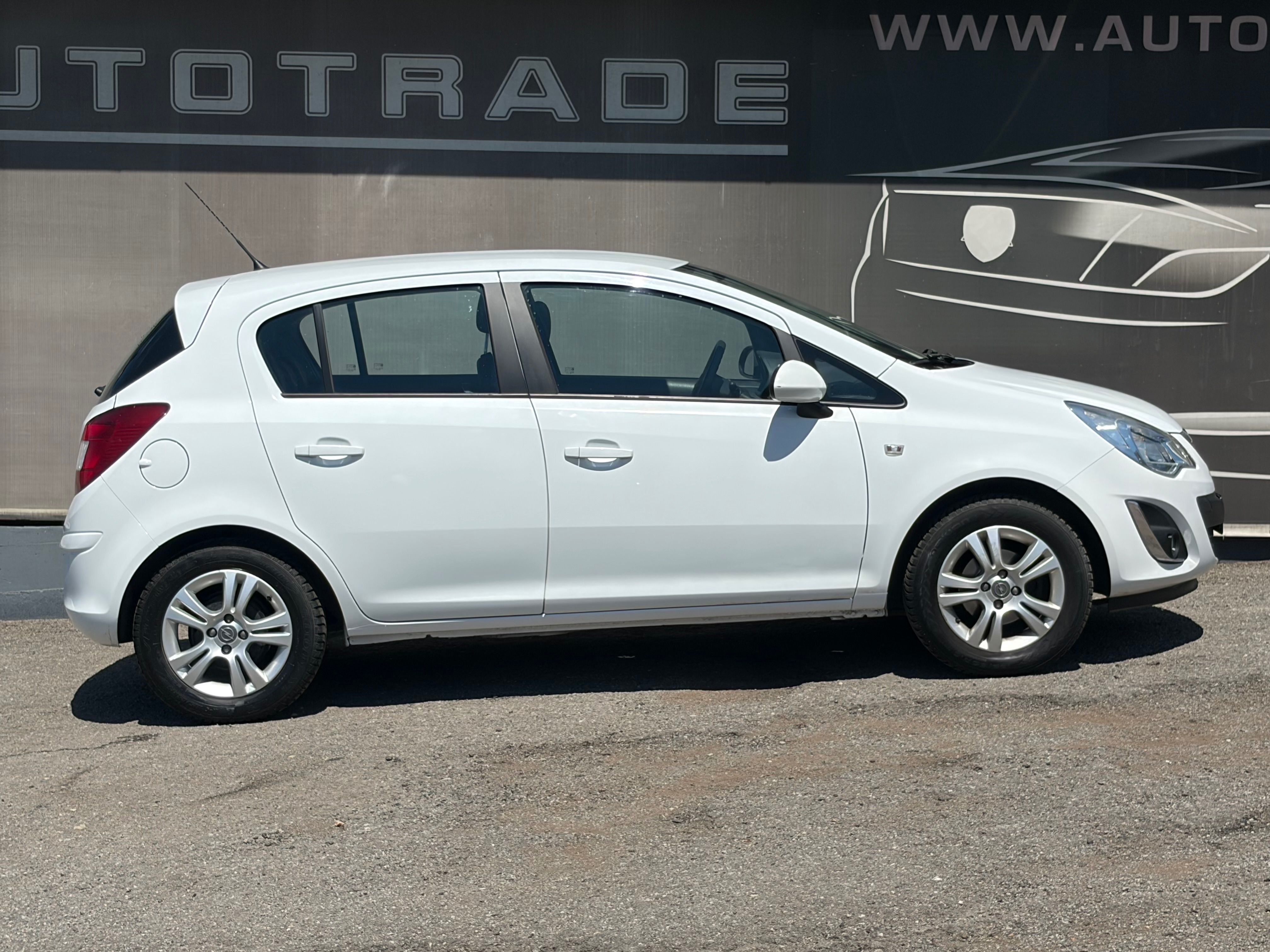 Opel Corsa, 1.2i 63kW, ČR, KLIMA, 80tis.KM - fotka 5