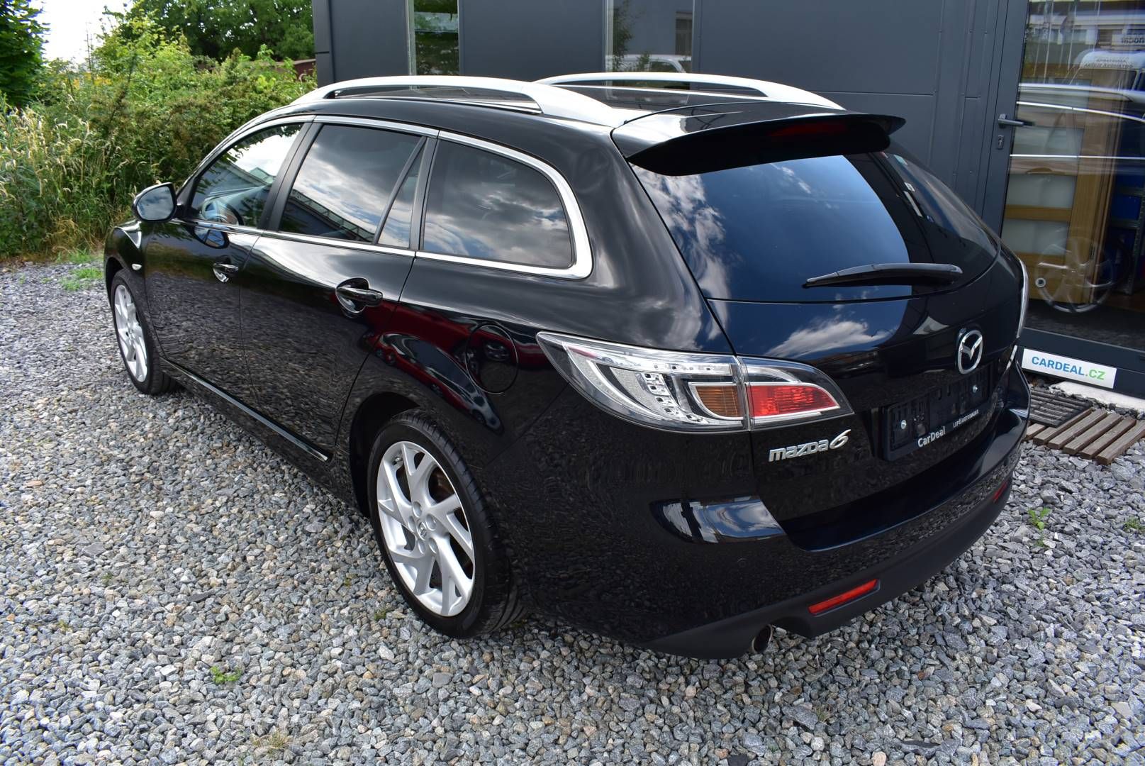 Mazda 6, 2,5 16V    SPORT+,BOSE,1.M,TOP - fotka 3