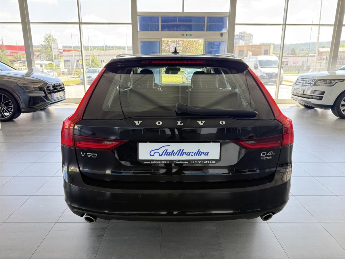Volvo V90, 2,0   140kW,D4,AWD,SERVISKA, - fotka 5