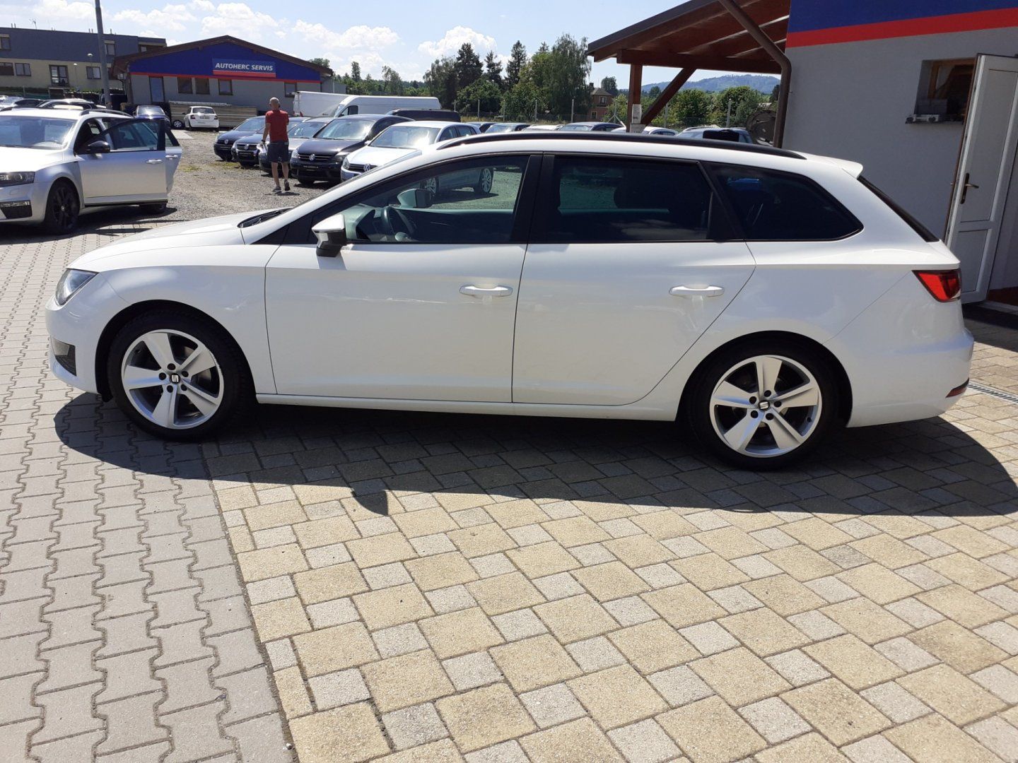 Seat Leon, KOMBI 1.4 TSI FR - fotka 6