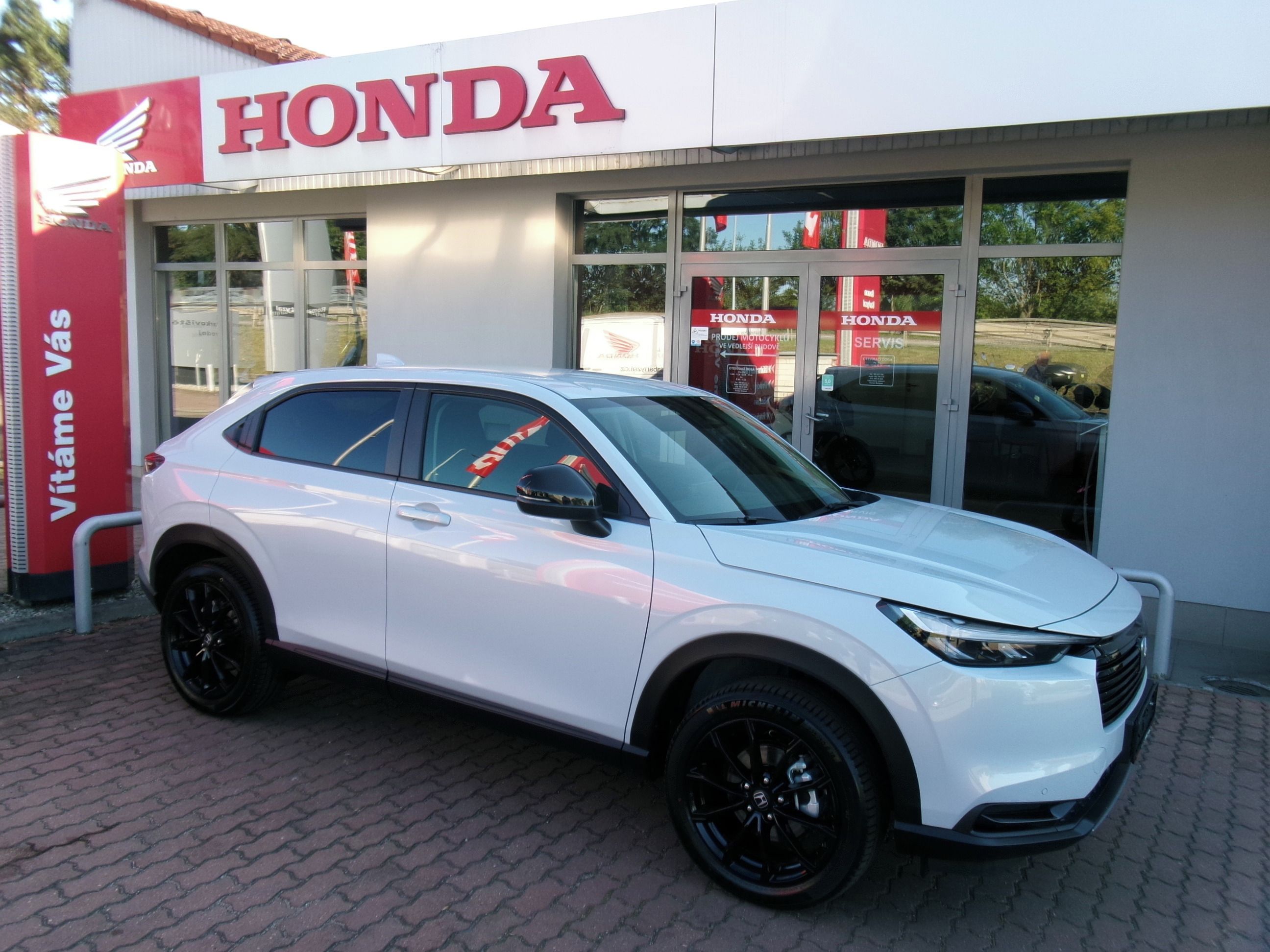 Honda HR-V, 1.5e:HEV ELEGANCE SPORT 27 - fotka 6