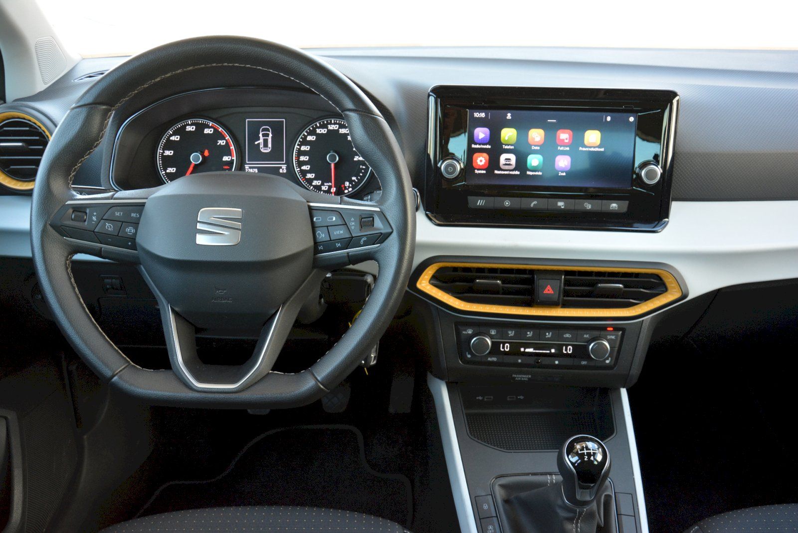 Seat Arona, 1.0 TSI 70 kW Style - fotka 5