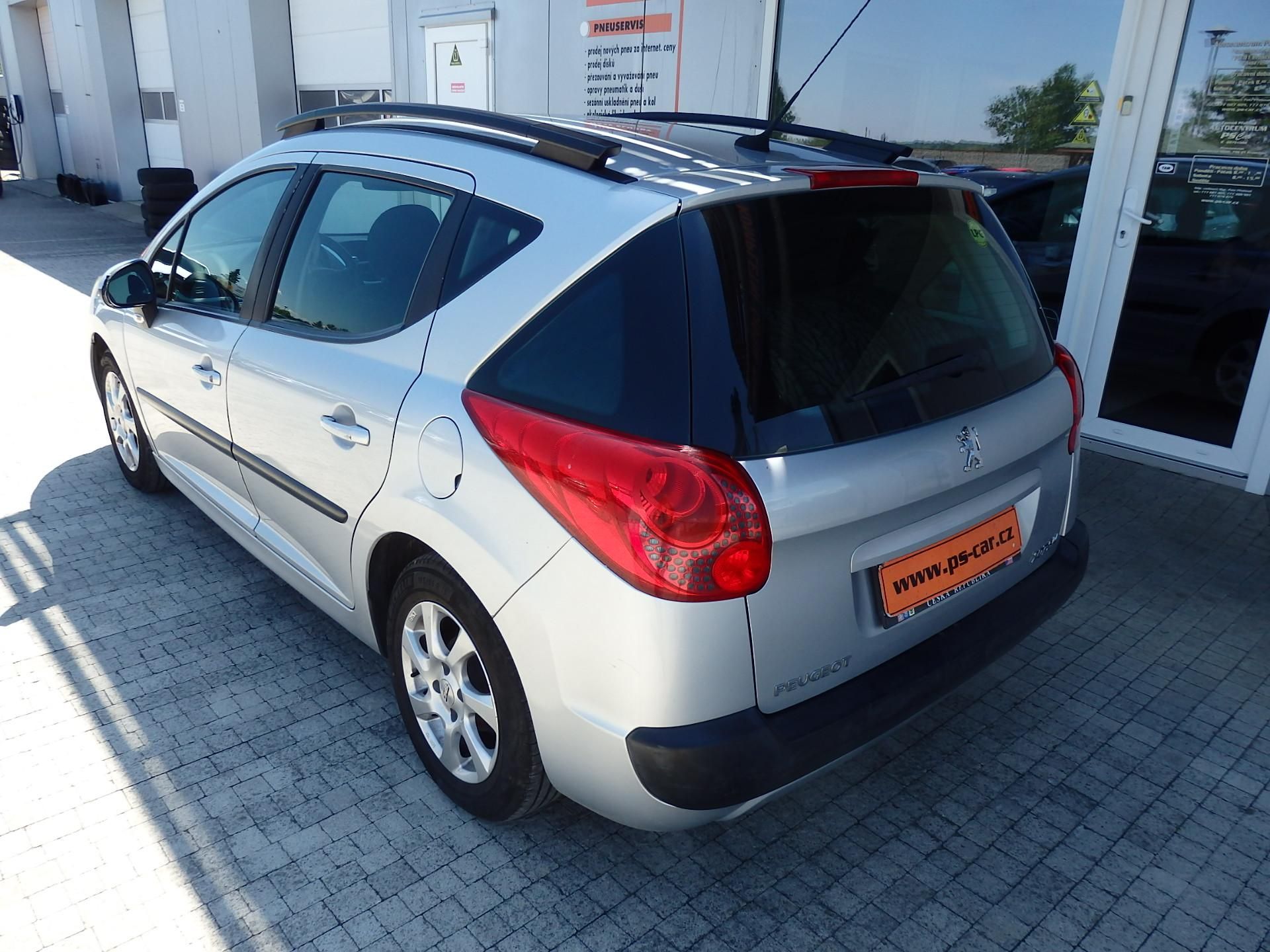 Peugeot 207, 1.4i KLIMATIZACE, LPG - fotka 5