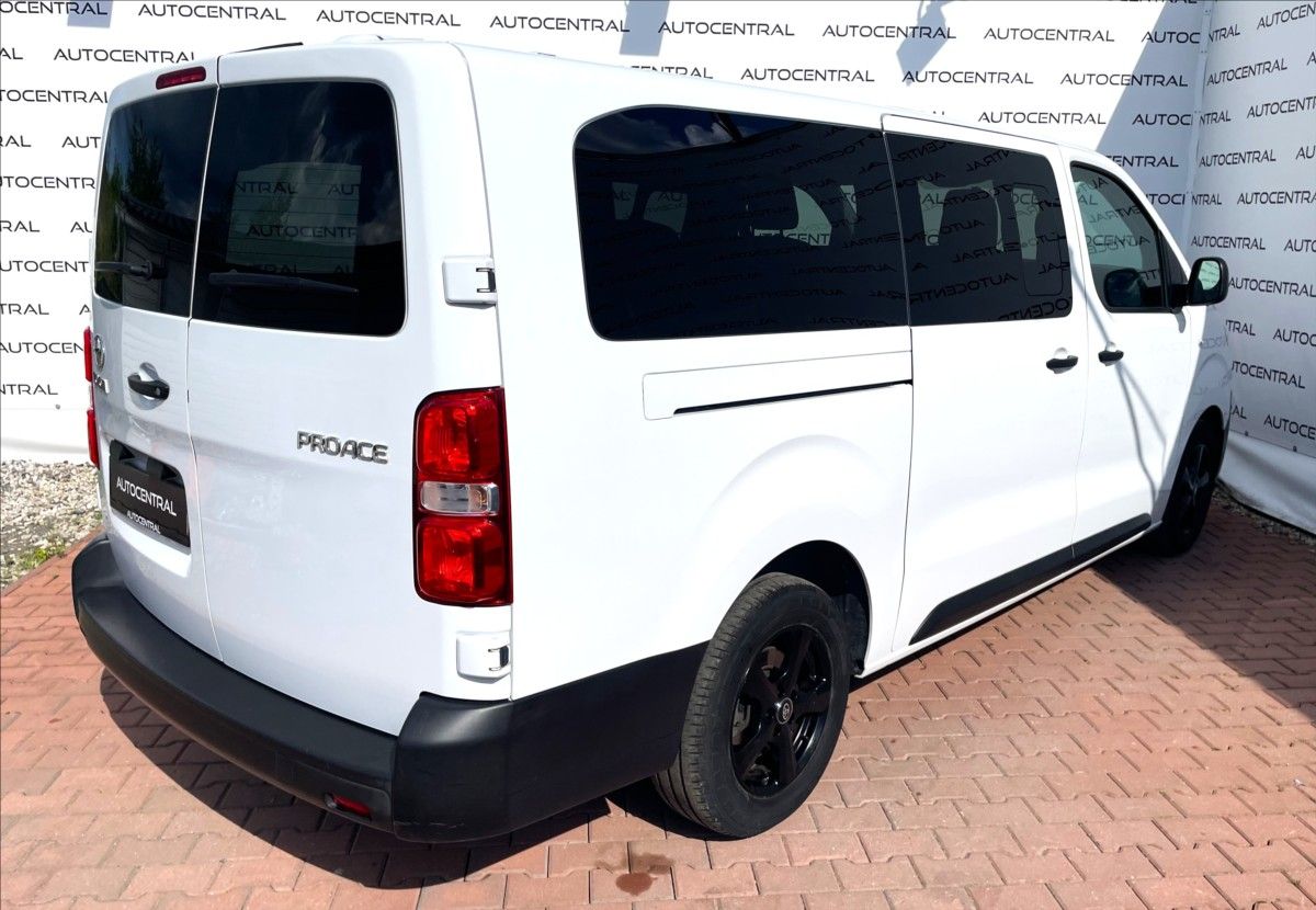Toyota Proace Verso, 2,0 D,106kW,L2,8míst,DPH - fotka 4