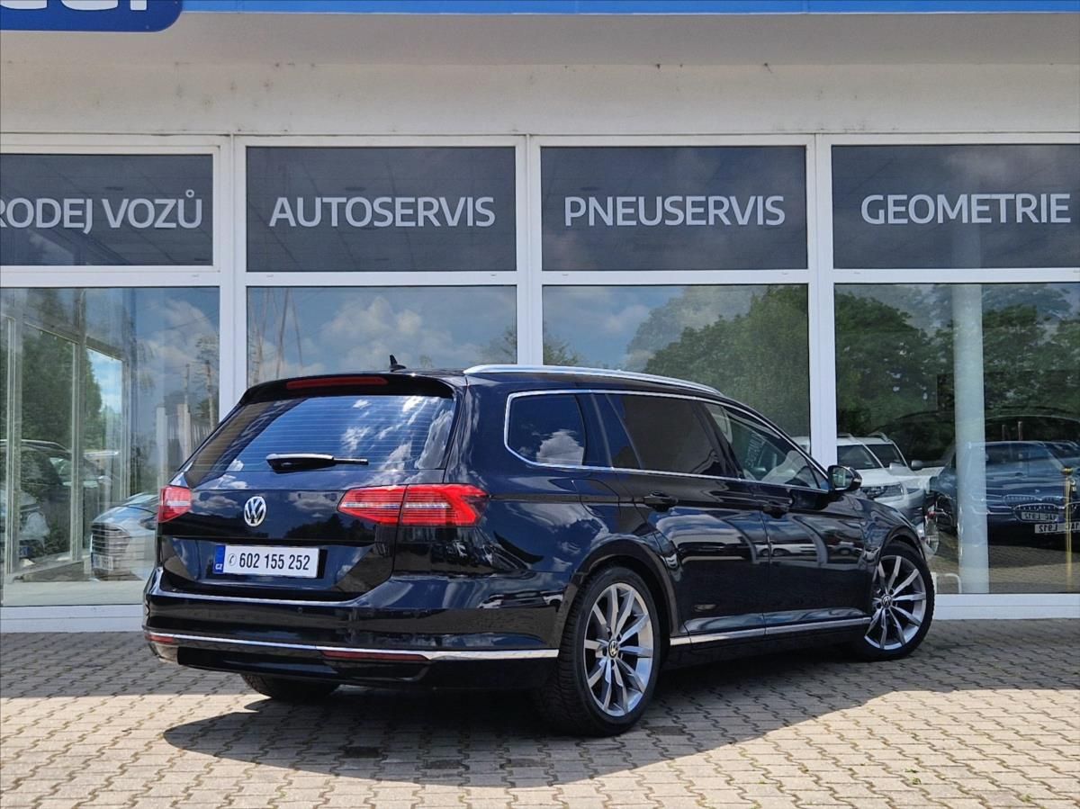 Volkswagen Passat, 2,0 TDI TOPSTAV - fotka 4