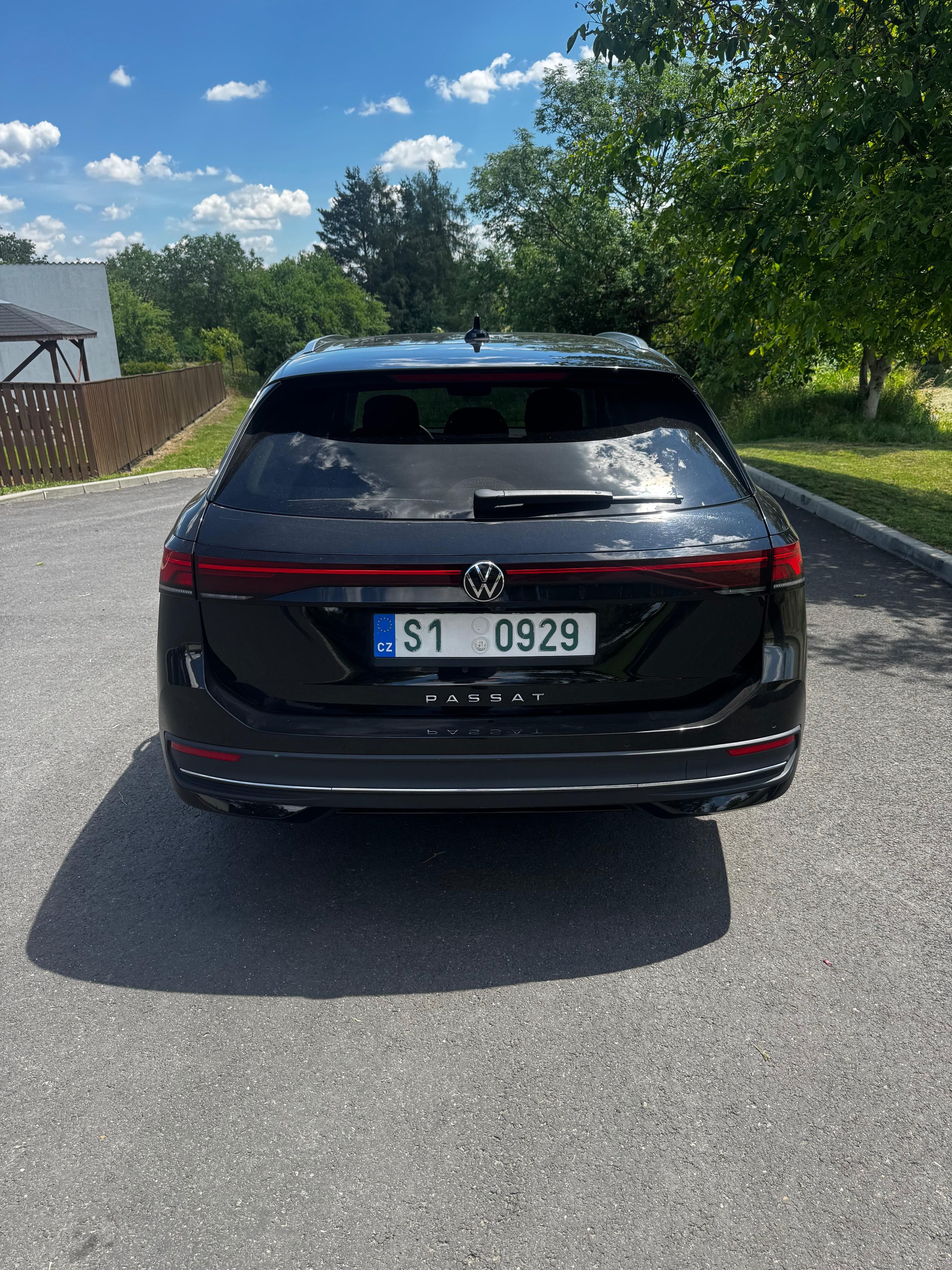Volkswagen Passat, 2.0 TDI 110kw Business Záruka - fotka 4