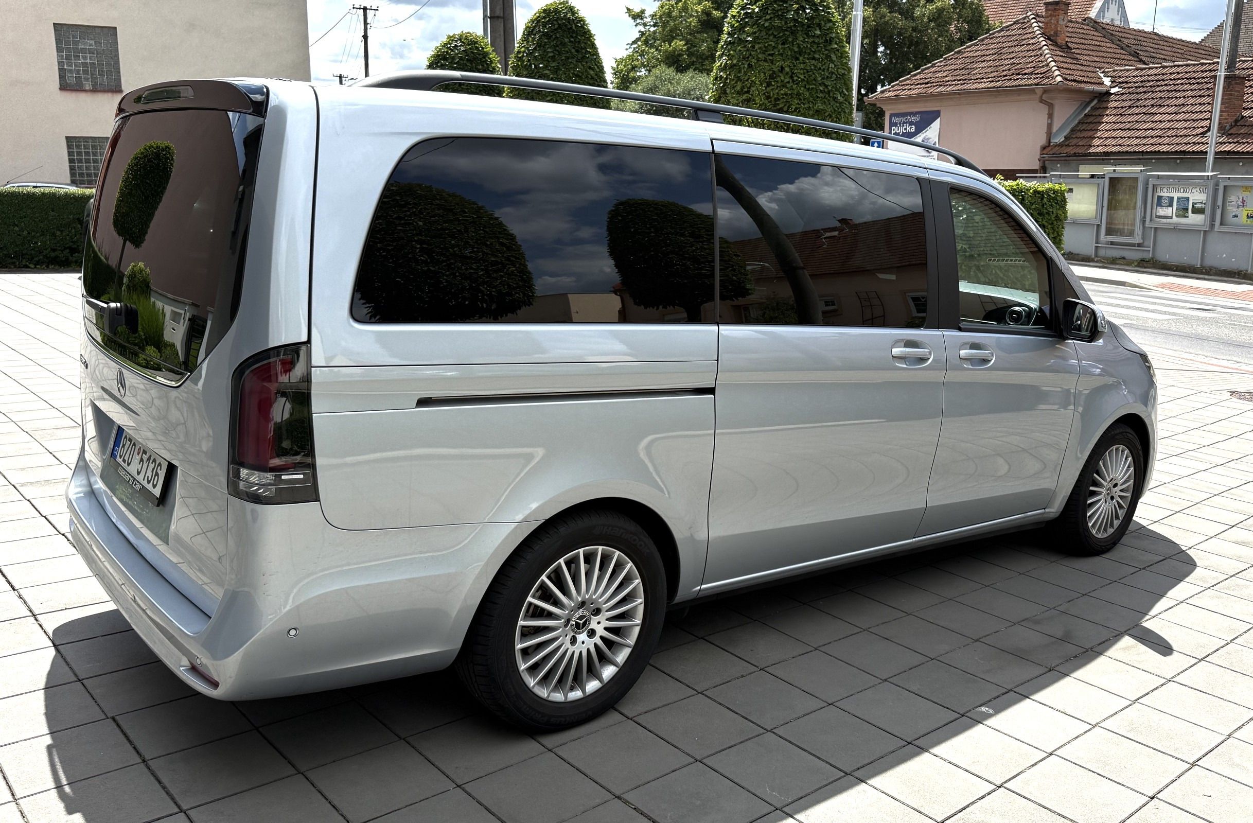 Mercedes-Benz Třídy V, V 220d,120kw,STYLE+,7míst,2025 - fotka 4
