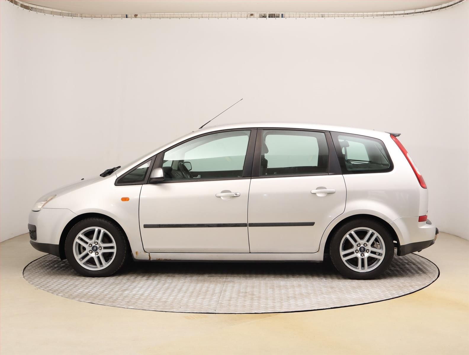 Ford C-MAX, 1.6, po STK, Tažné - fotka 3