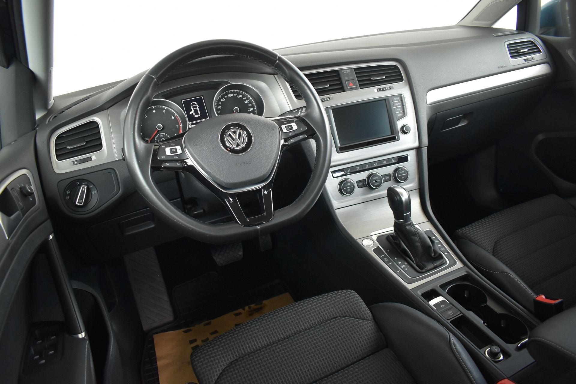 Volkswagen Golf, 1.4TSI 92kW DSG, Xenon - fotka 5